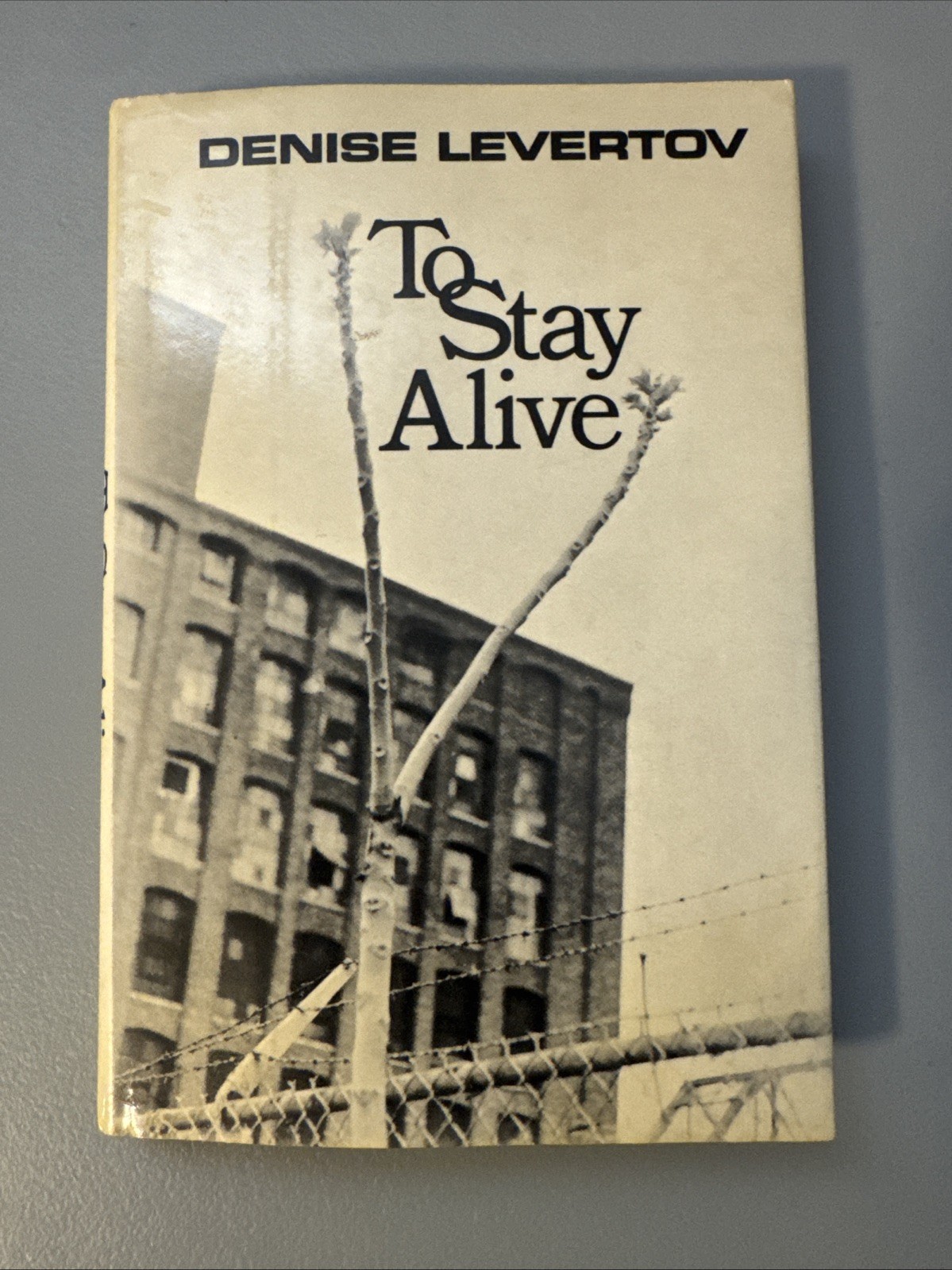To Stay Alive by Denise Levertov Vintage Poetry Book 1971 2nd Printing HC DJ