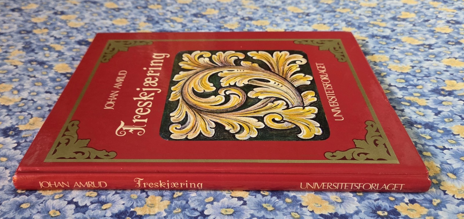 Woodcarving, Treskjaering, Johan Amrud, 1998, HC, Norwegian Edition