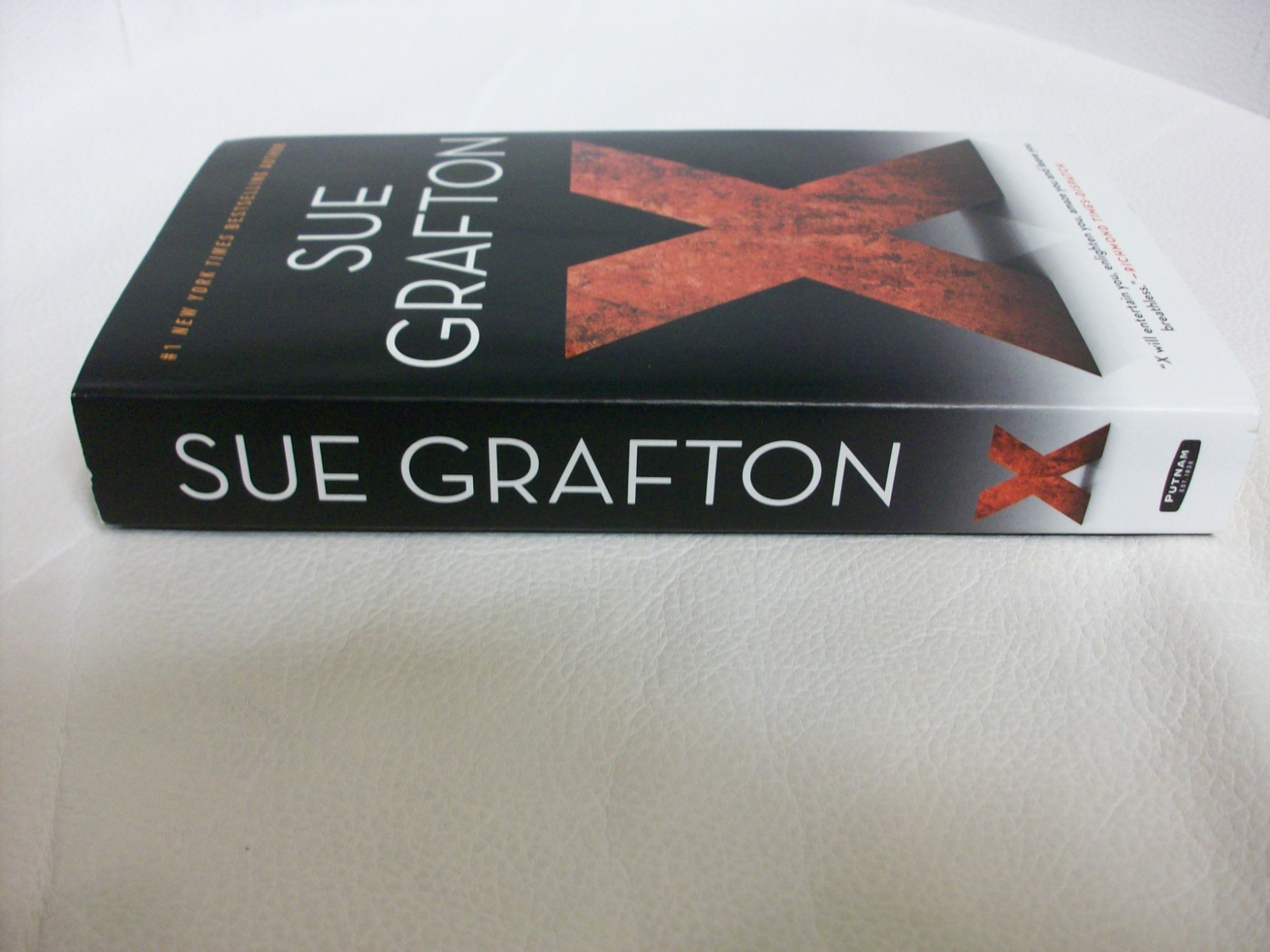 X by Sue Grafton (2016, Us-Tall Rack Paperback)