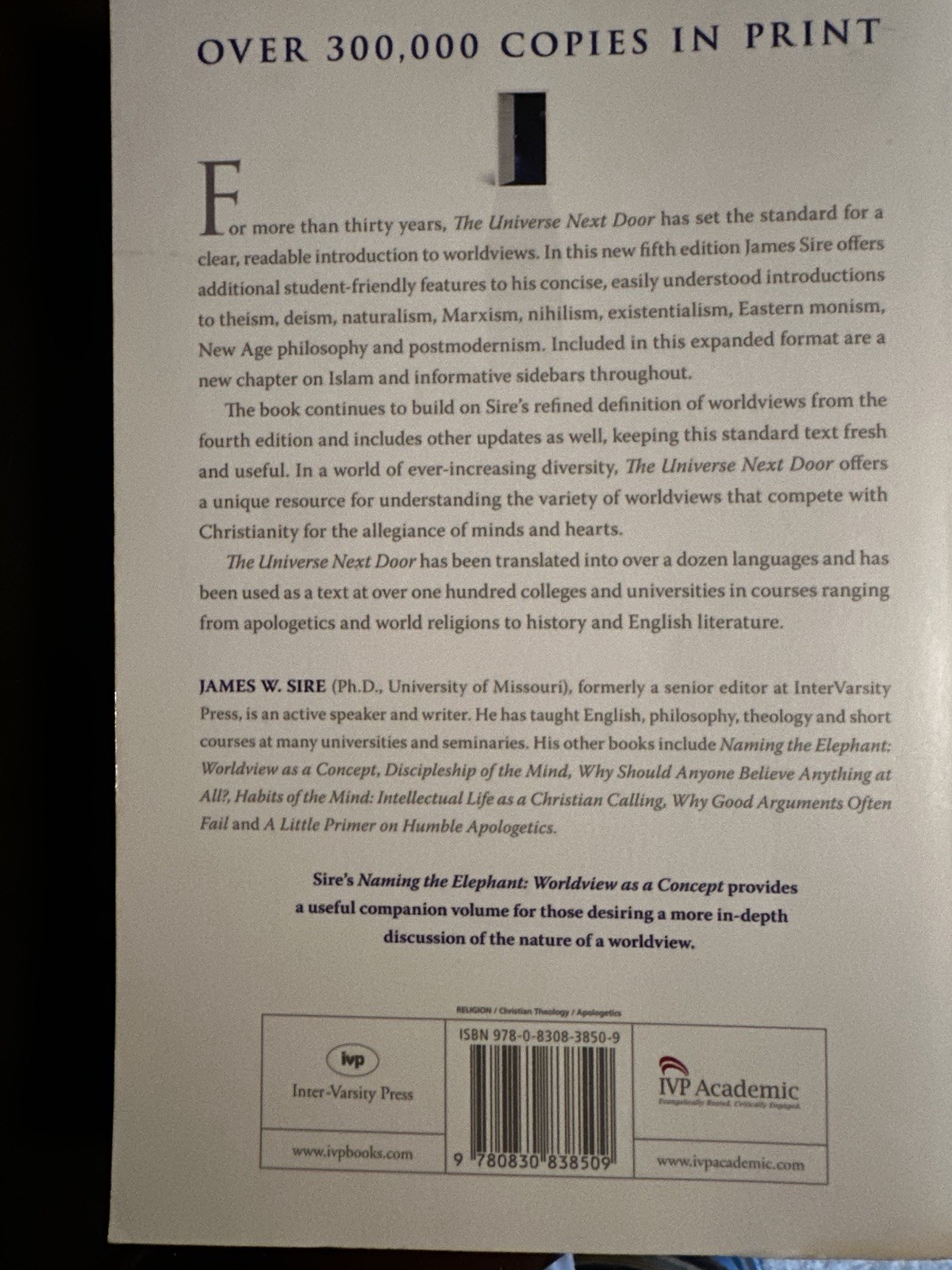 James W. Sire Universe Next Door 5th Ed Trade PB InterVarsity Press 2009 Revised