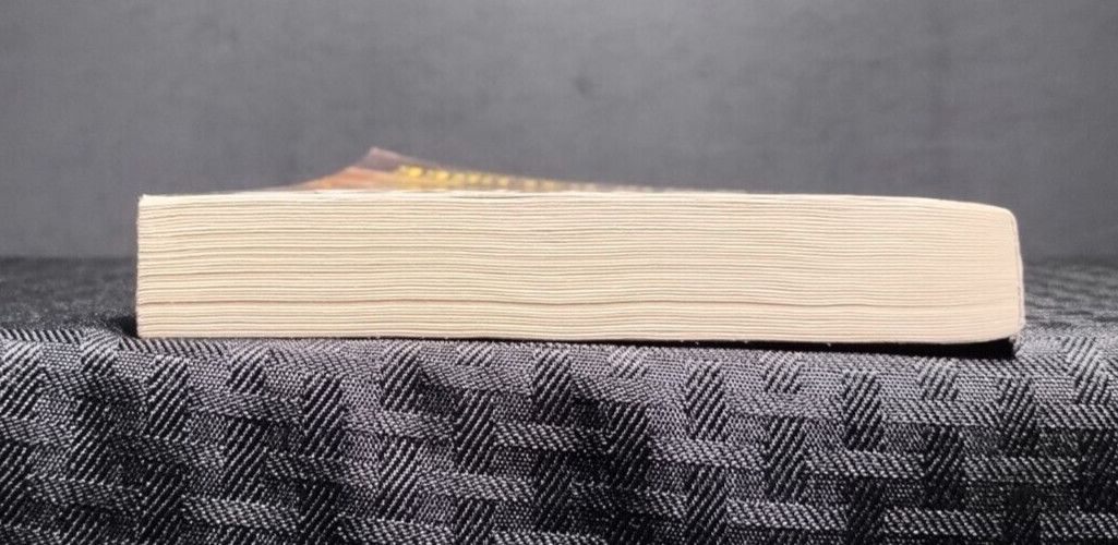 Legends and Lattes Travis Baldree 2022 Cozy Fantasy Hardcover VG