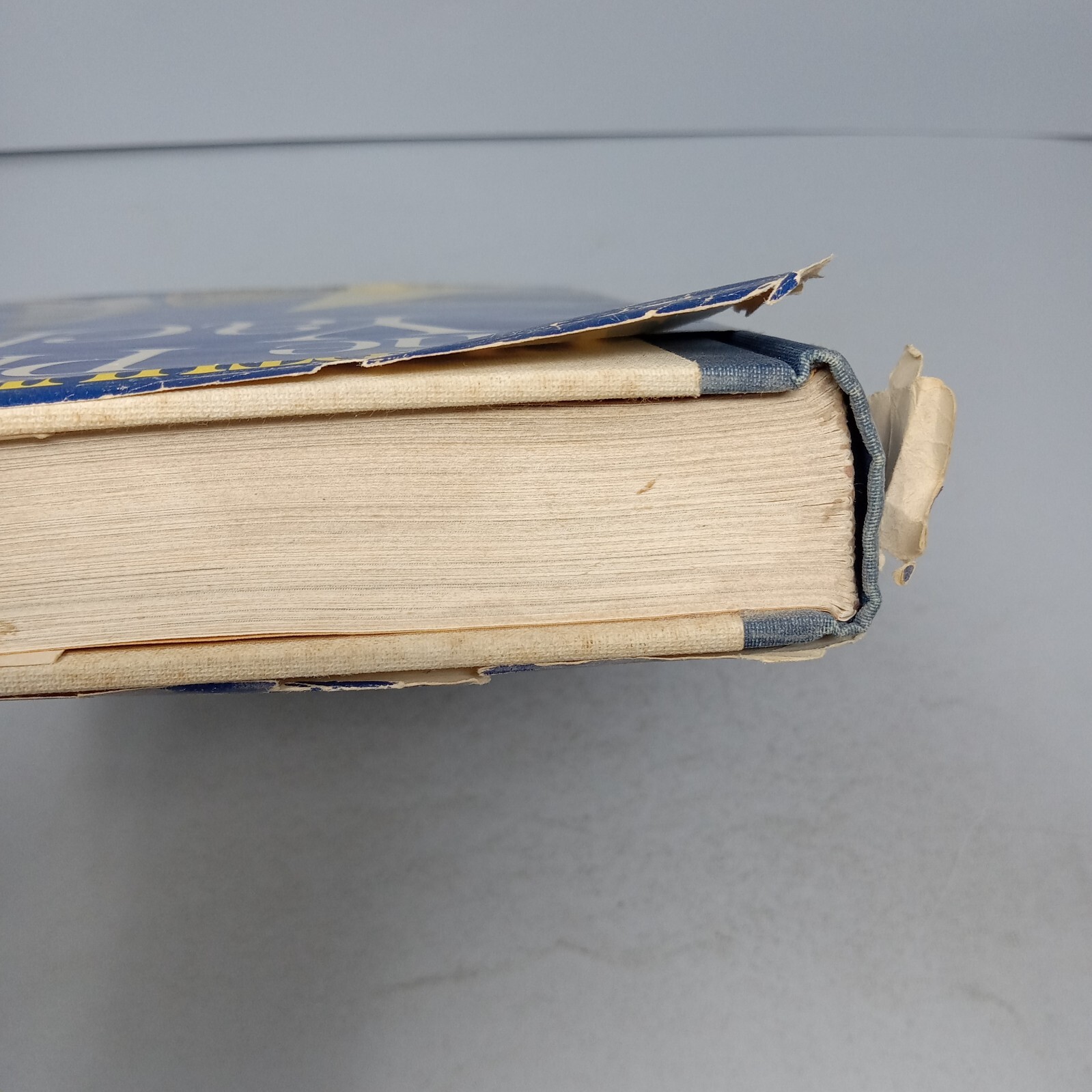 The Proper Yacht: 1970 Macmillan Company Hardcover by Arthur Beiser