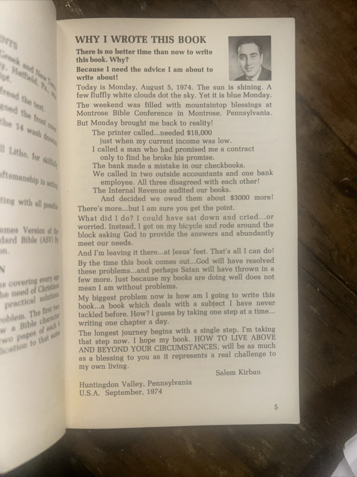 How to live above and beyond your circumstances by Salem Kirban 1974 Paperback