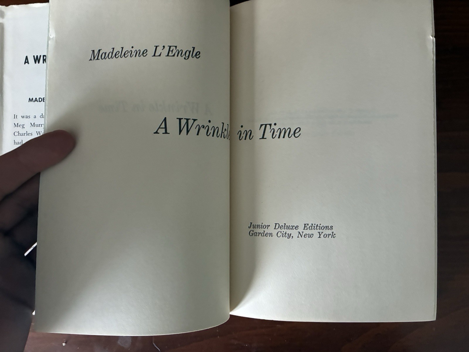 A Wrinkle in Time By Madeleine L’engle Hardcover Book 1962 Book Club 1st Edition