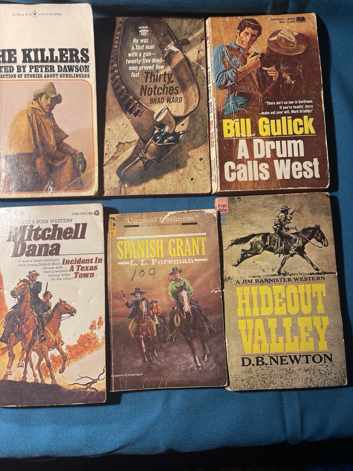 20 Vintage Westerns Paperbacks Cowboy Western Pulp Fiction Lot 1950s-70s