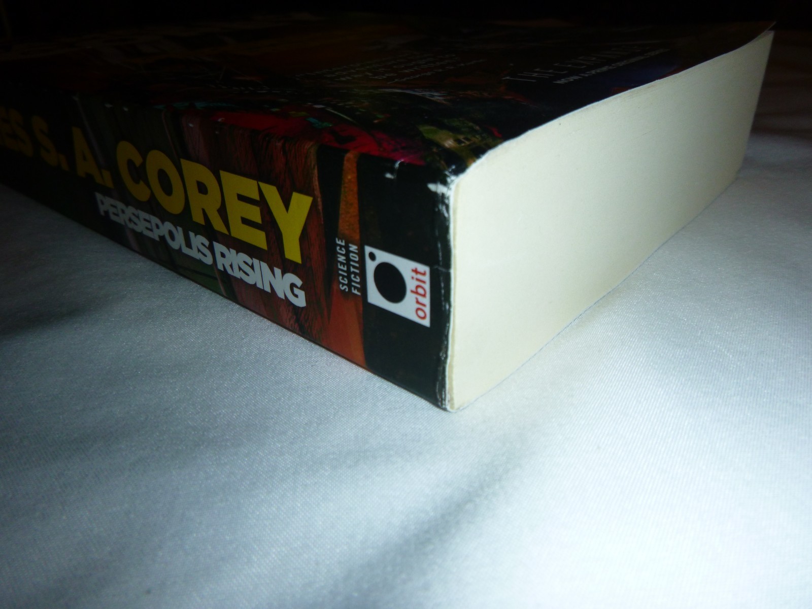 Persepolis Rising (Expanse #7) by James S. A. Corey (2018, Trade Paperback)