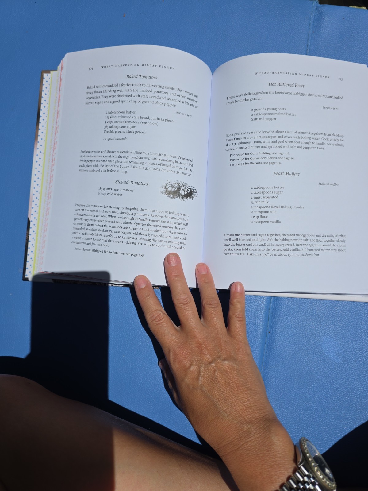 Taste of Country Cooking : 50th Anniversary Edition: a Cookbook by Edna Lewis…