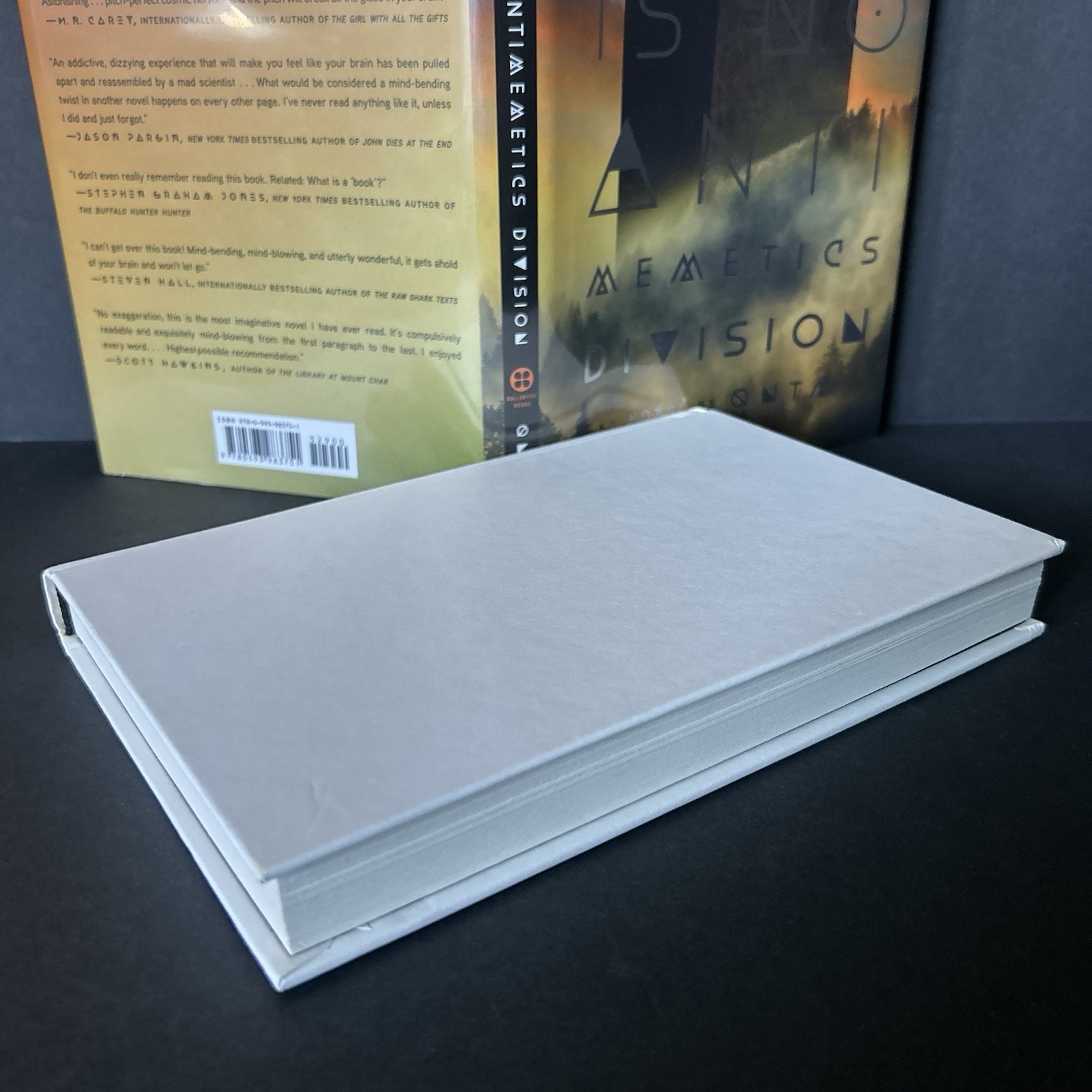 There Is No Antimemetics Division by QNTM 2025 Ballantine 1st Printing Hardcover