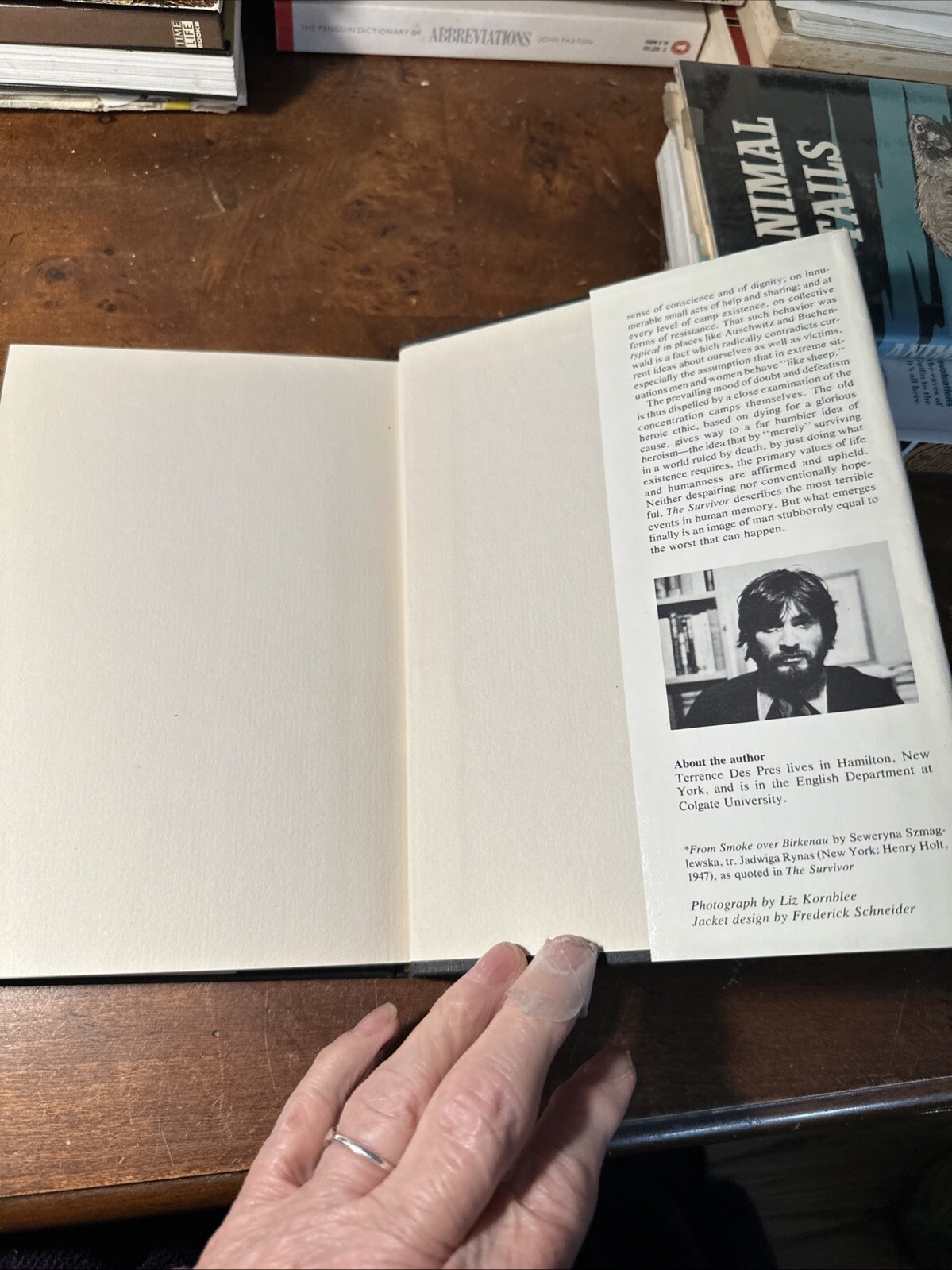 The Survivor An Anatomy of Life in the Death Camps Terrence Des Pres 1976 HCDJ