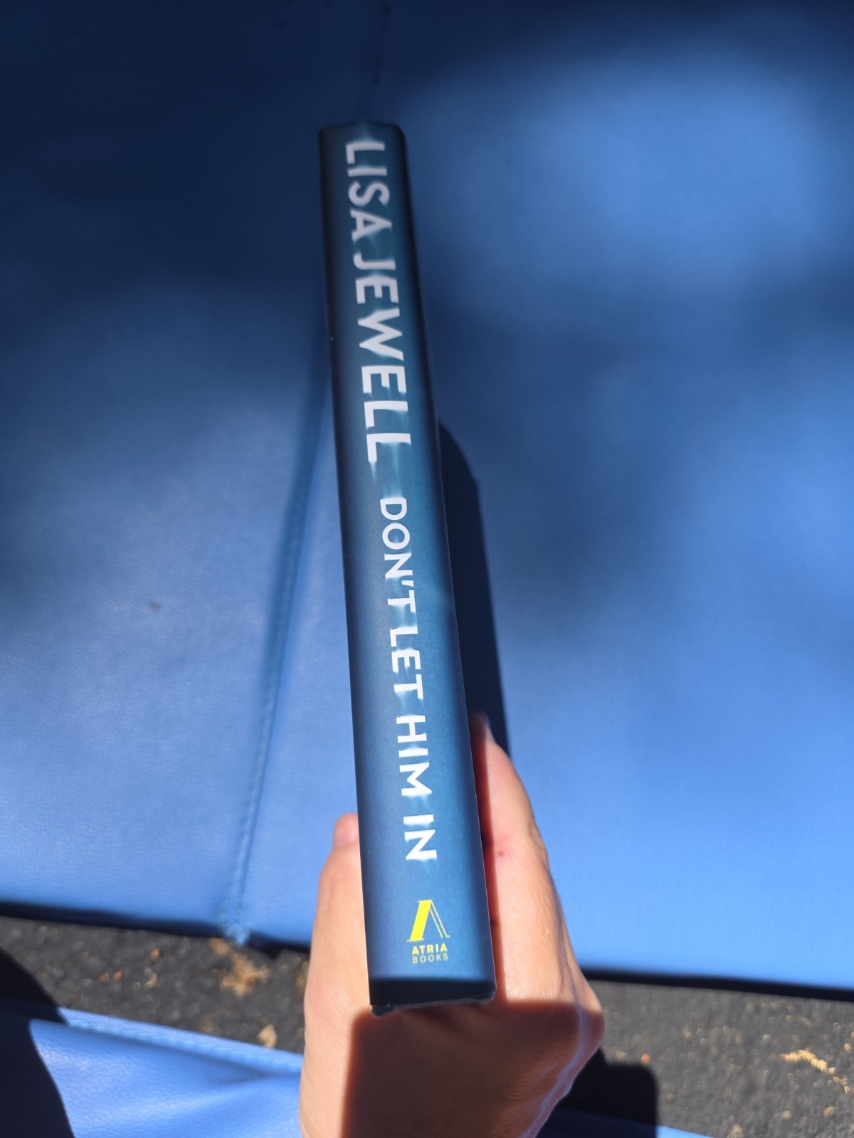 Don’t Let Him In : A Novel by Lisa Jewell (2025, Hardcover) 1st Edition NEW