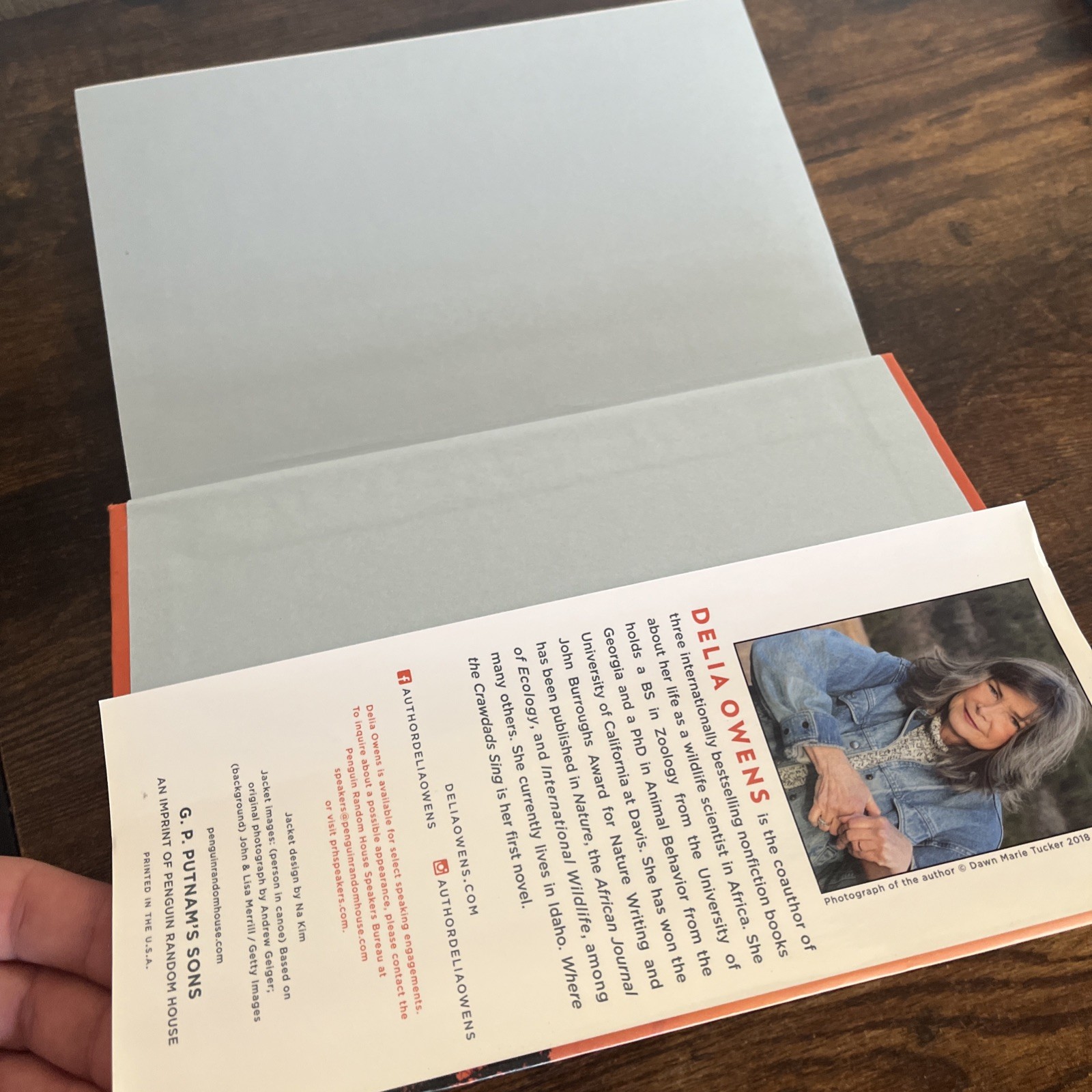 Beautiful SIGNED Copy Of „Where The Crawdads Sing“ By Delia Owens