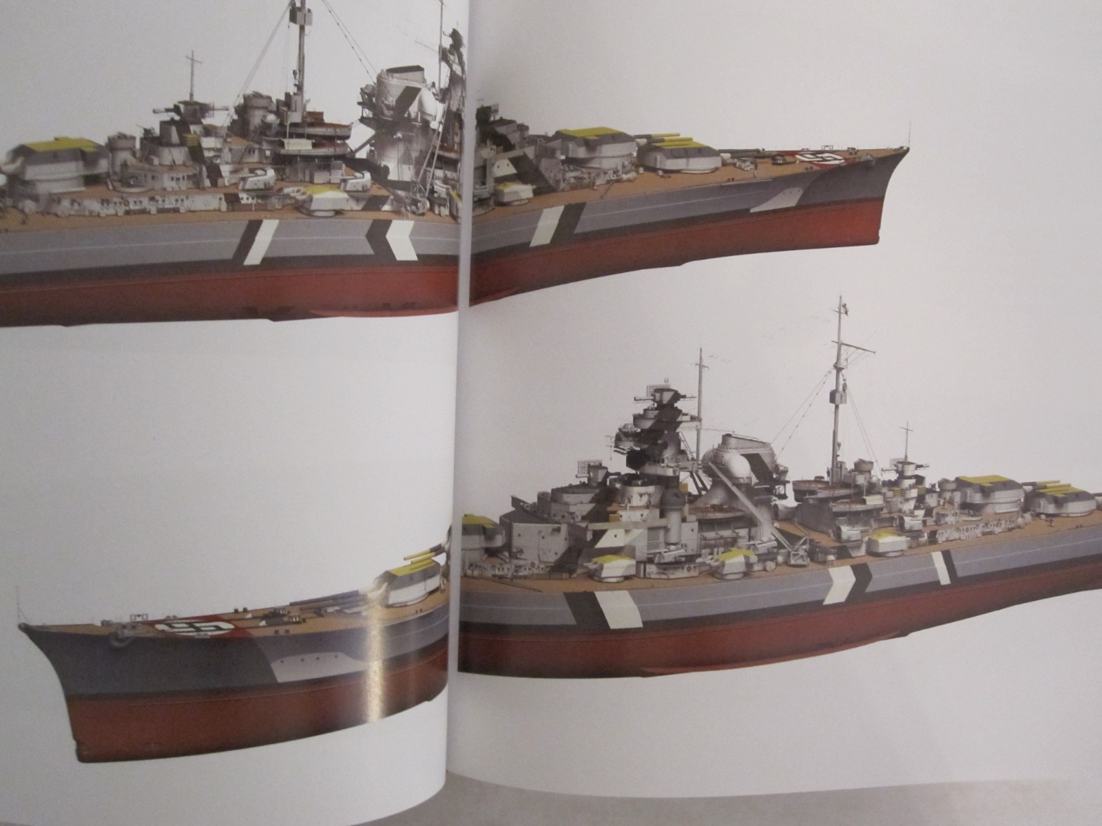 The Battleship Bismarck (Anatomy of The Ship) Hardcover, 256 pages