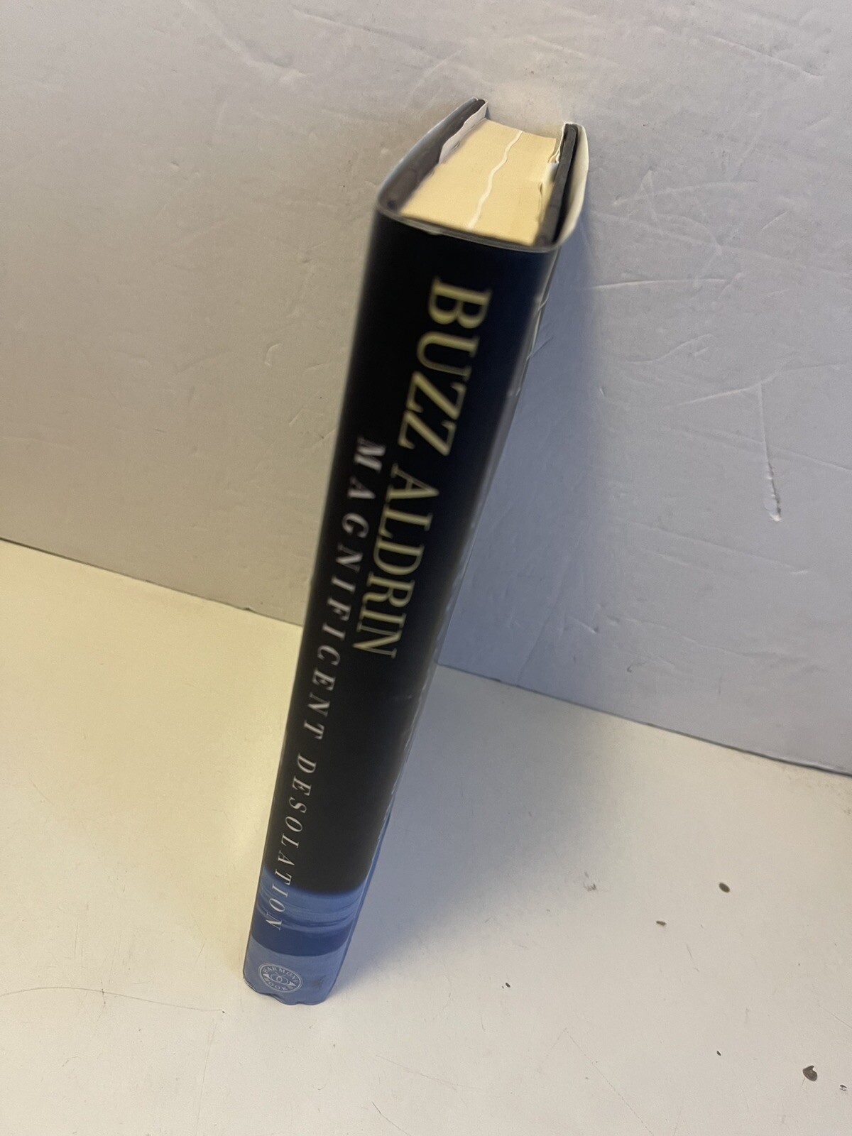 Magnificent Desolation SIGNED HARDCOVER DUST JACKET 2009