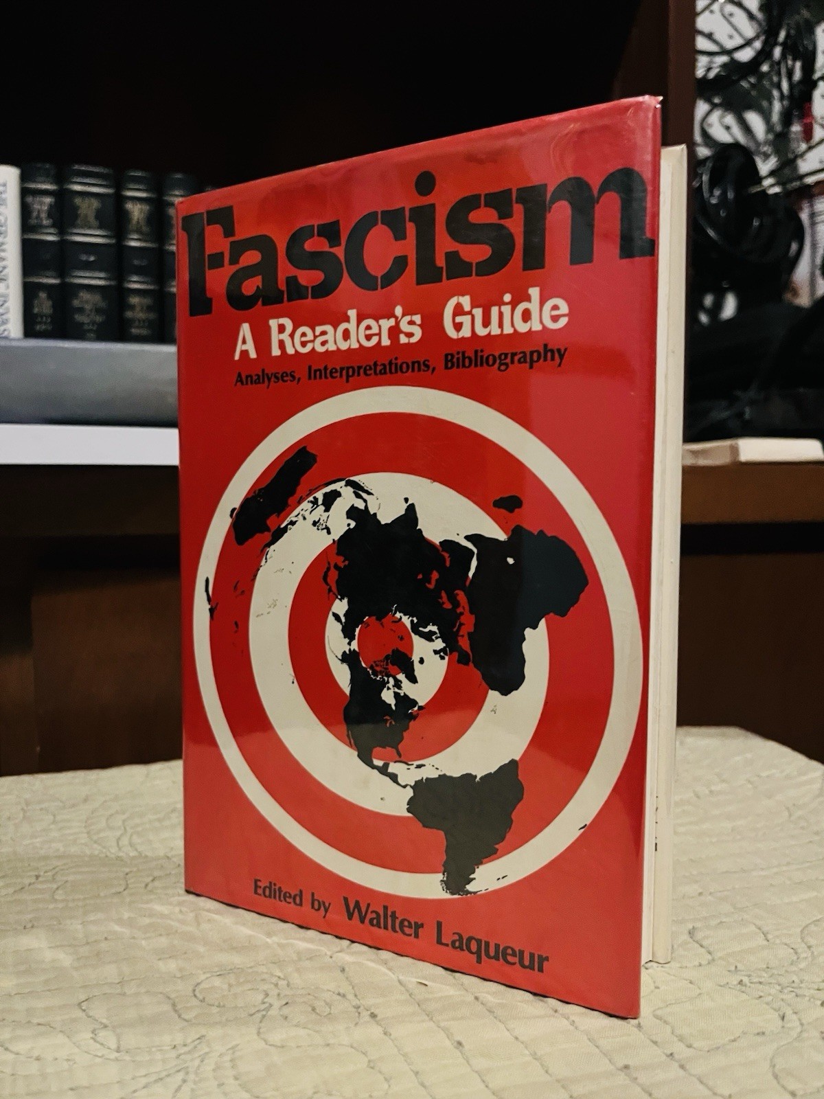Fascism A Readers‘ Guide Walter Lacqueur HARDBACK 1ST EDITION