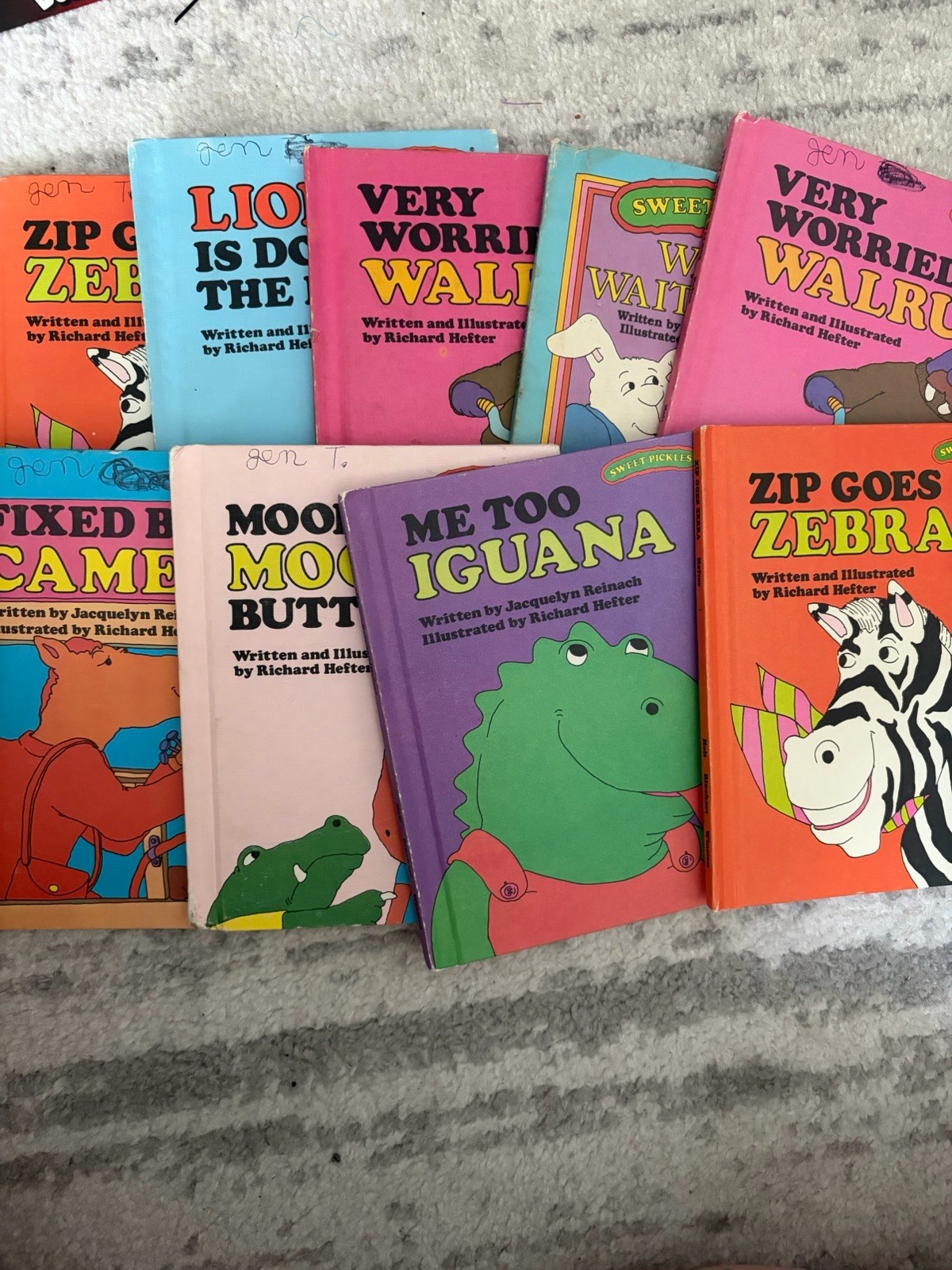 Lot of 65+ Vintage Books, I Can Read, Weekly Reader, Pickles, Harper & Row etc.