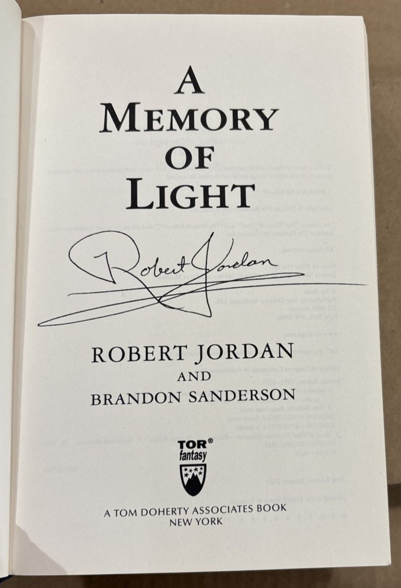 Wheel of Time Ser: A Memory of Light Fourteen of the Wheel of Time Signed Copy