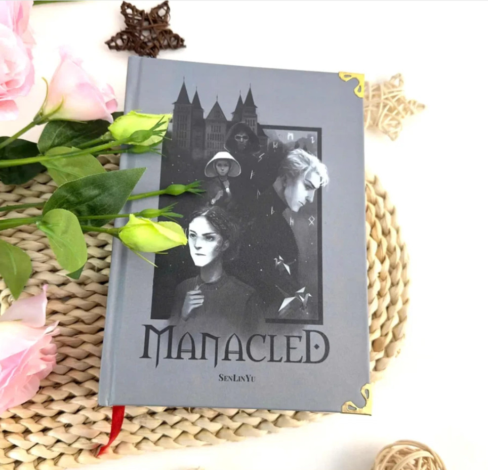 manacled book by senlinyu Full chapter (volume 1.2.3) – Hard cover