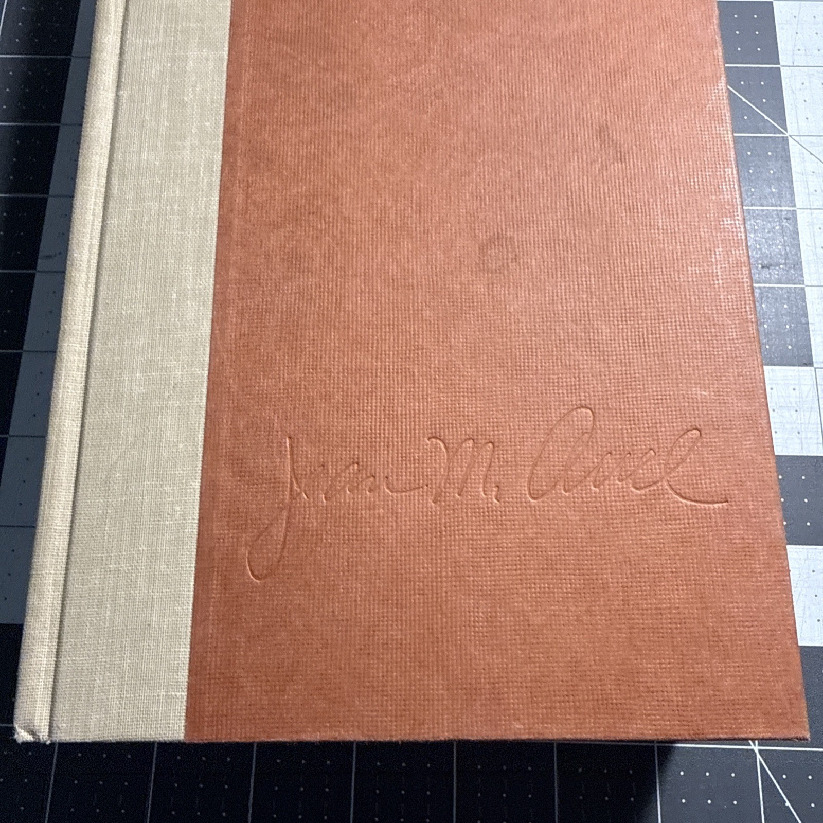 The Mammoth Hunters: Earth’s Children Hardcover Jean M. Auel