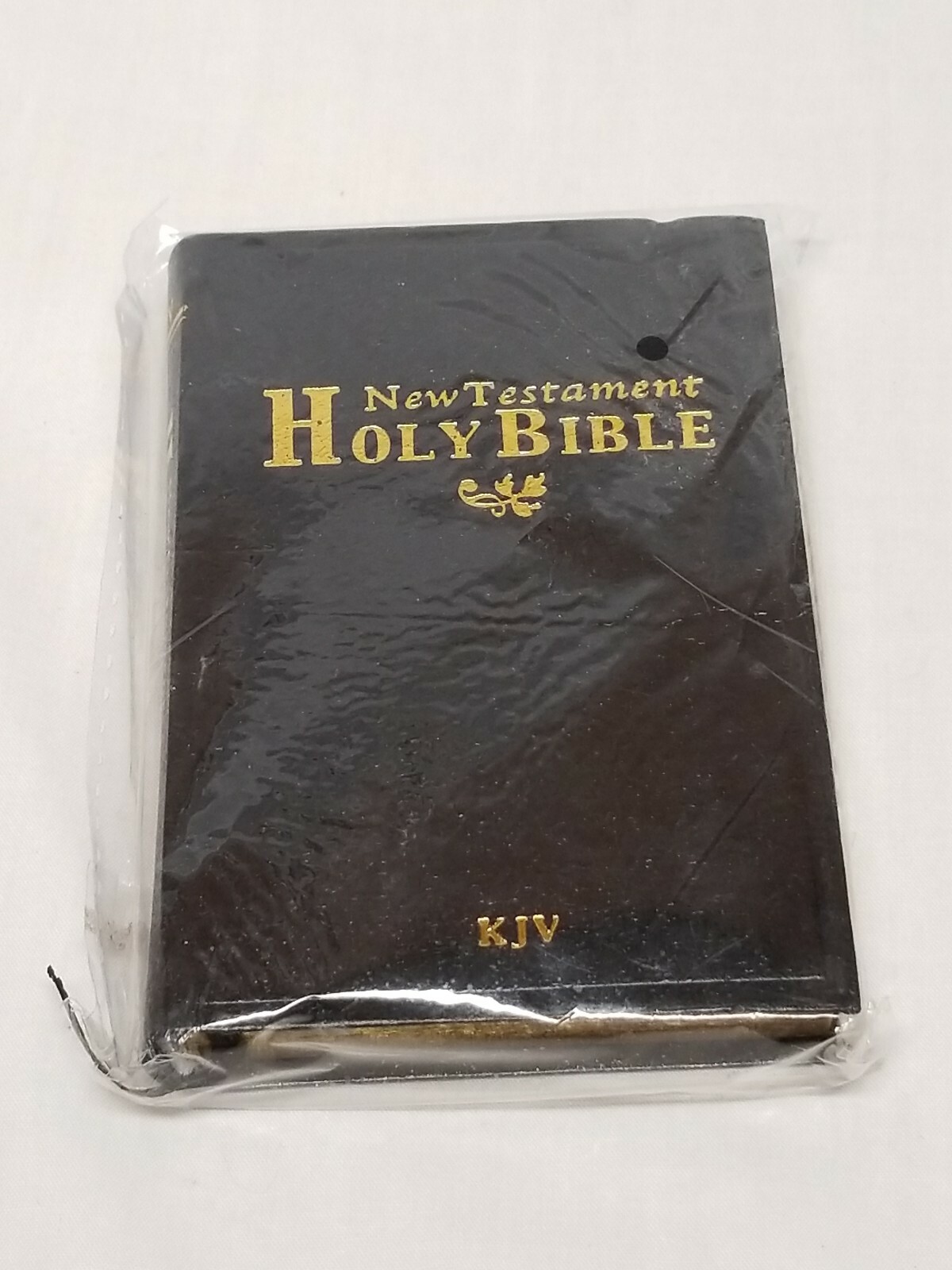 HOLY BIBLE New Testament Mini Pocket 4.5″ King James Version Black New KJV Gold