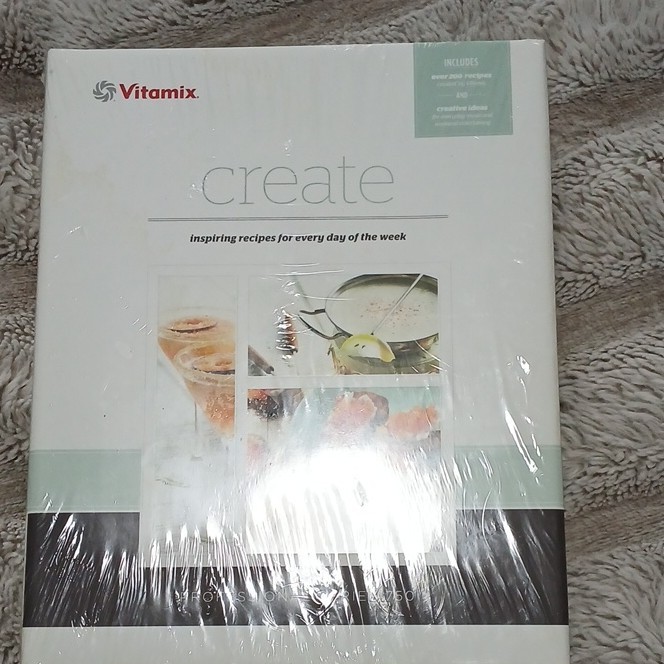 Vita-Mix Create Hardcover Cookbook Professional Series 750 Illustrated Recipes