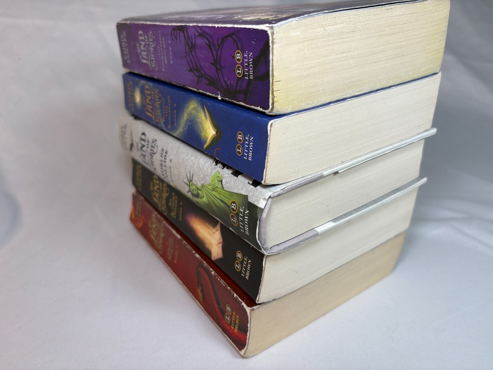 Mixed Lot Of 5 Land Of Stories Chris Colfer Soft & Hardcover Books 2 3 4 5 6