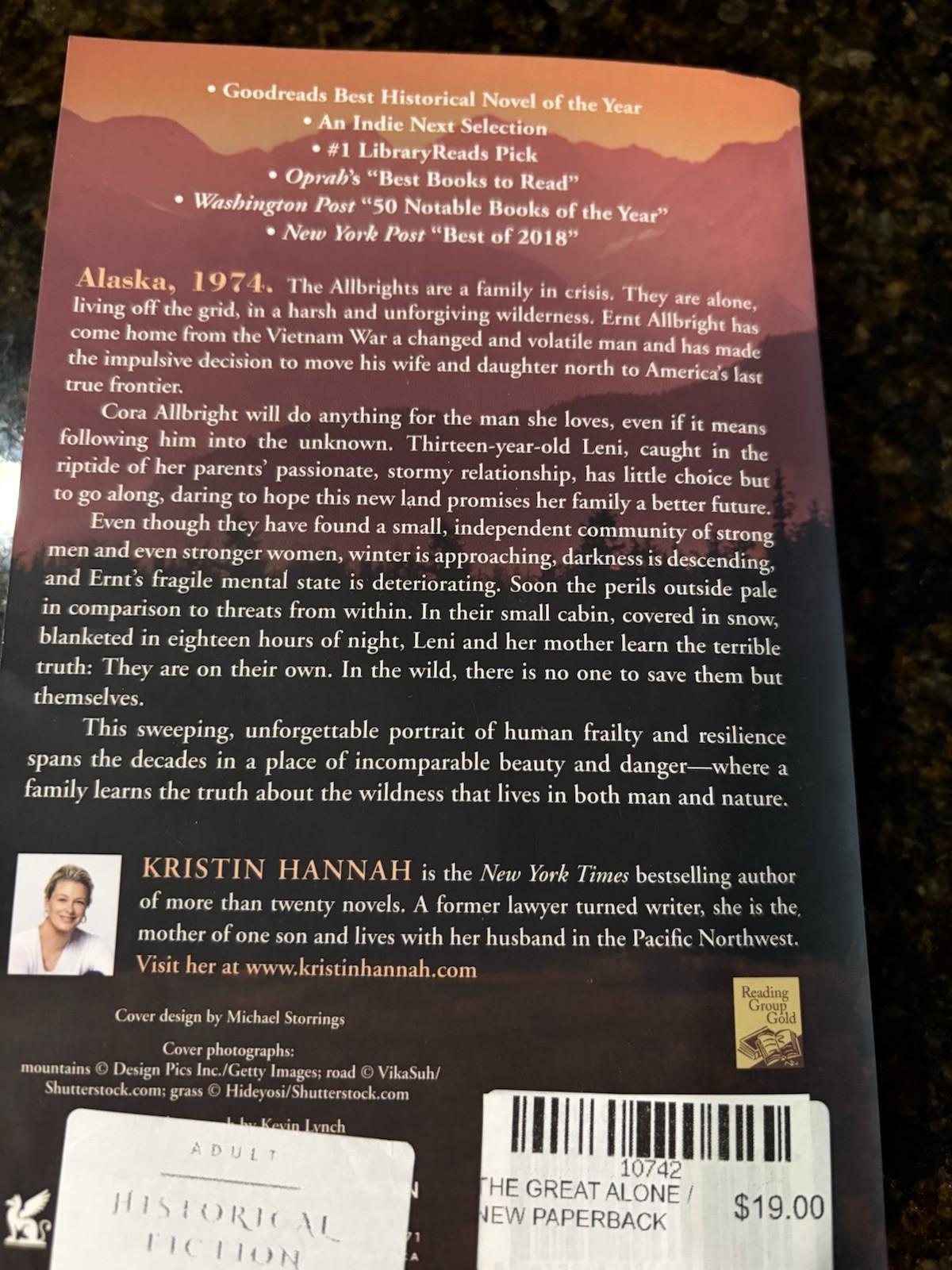 Great Alone : A Novel by Kristin Hannah (2019, Trade Paperback)