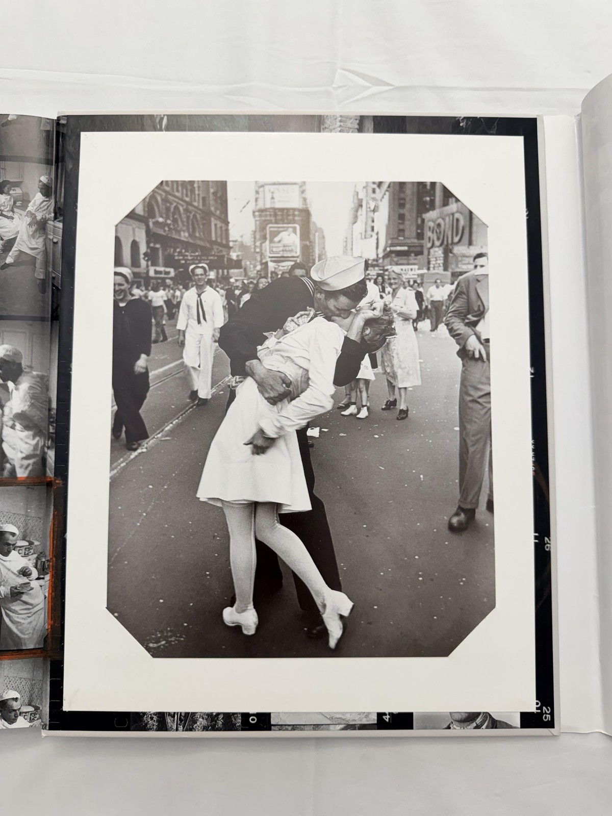 LIFE Platinum Anniversary 70 Years Photography Sullivan Burrows HC DJ Poster
