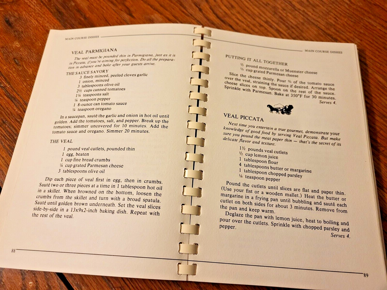 1978-COUNTRY INNKEEPERS COOKBOOK-WILF & LOISE COPPING-SPIRAL-224 PAGES-1ST ED.