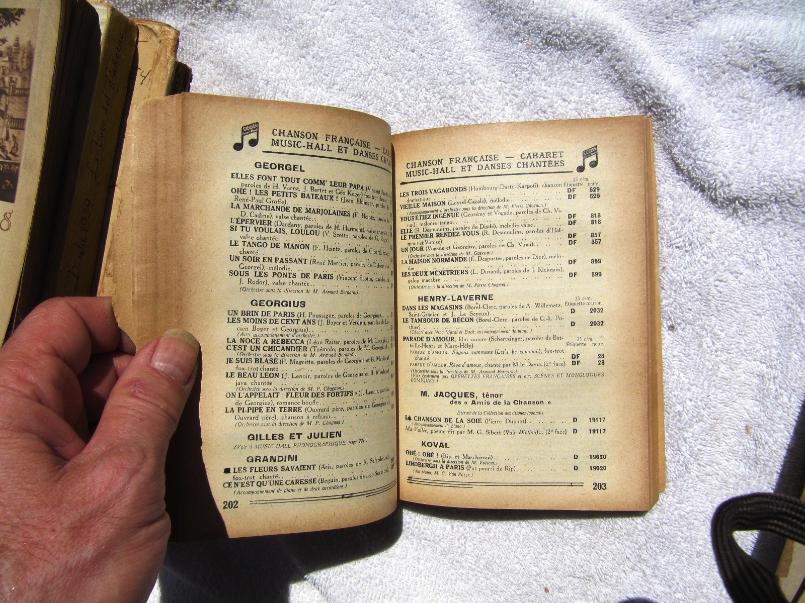 1933 FRENCH COLUMBIA CATALOGUE GENERAL Complete Record Catalog Jazz Chanson 78