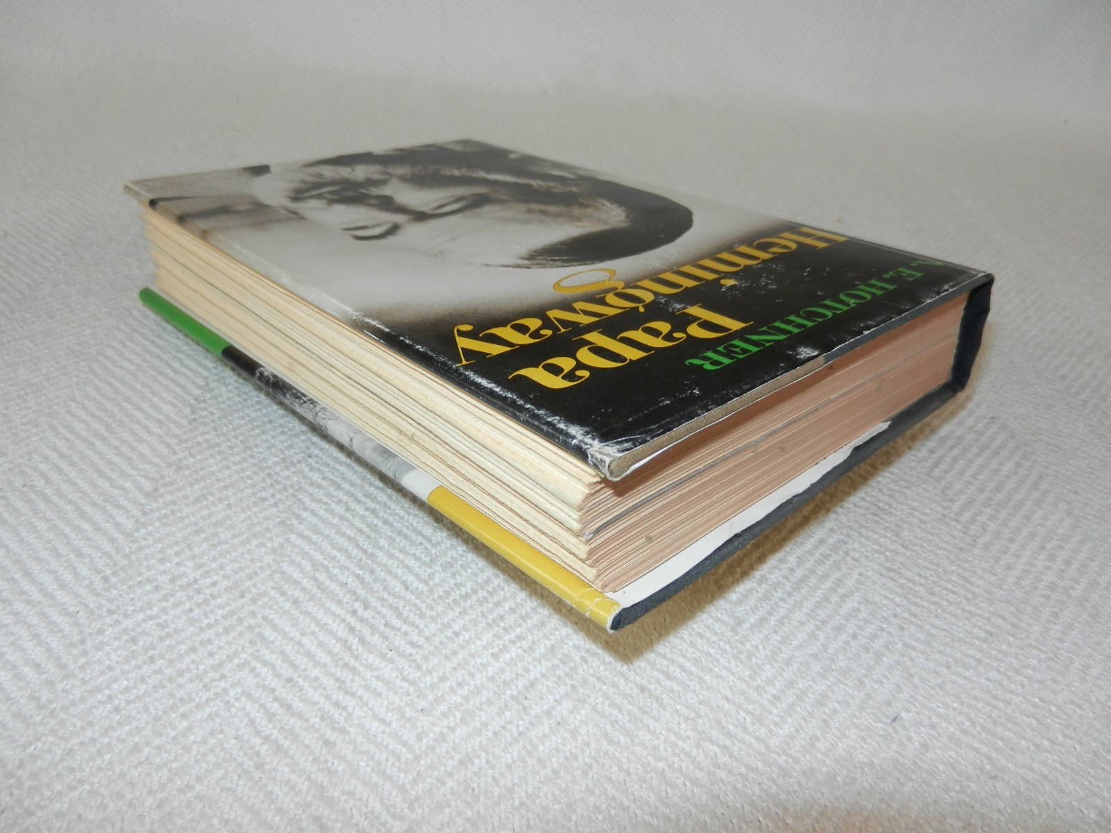 WW II Great writer & war correspondent „PAPA HEMINGWAY: A PERSONAL MEMOIR“