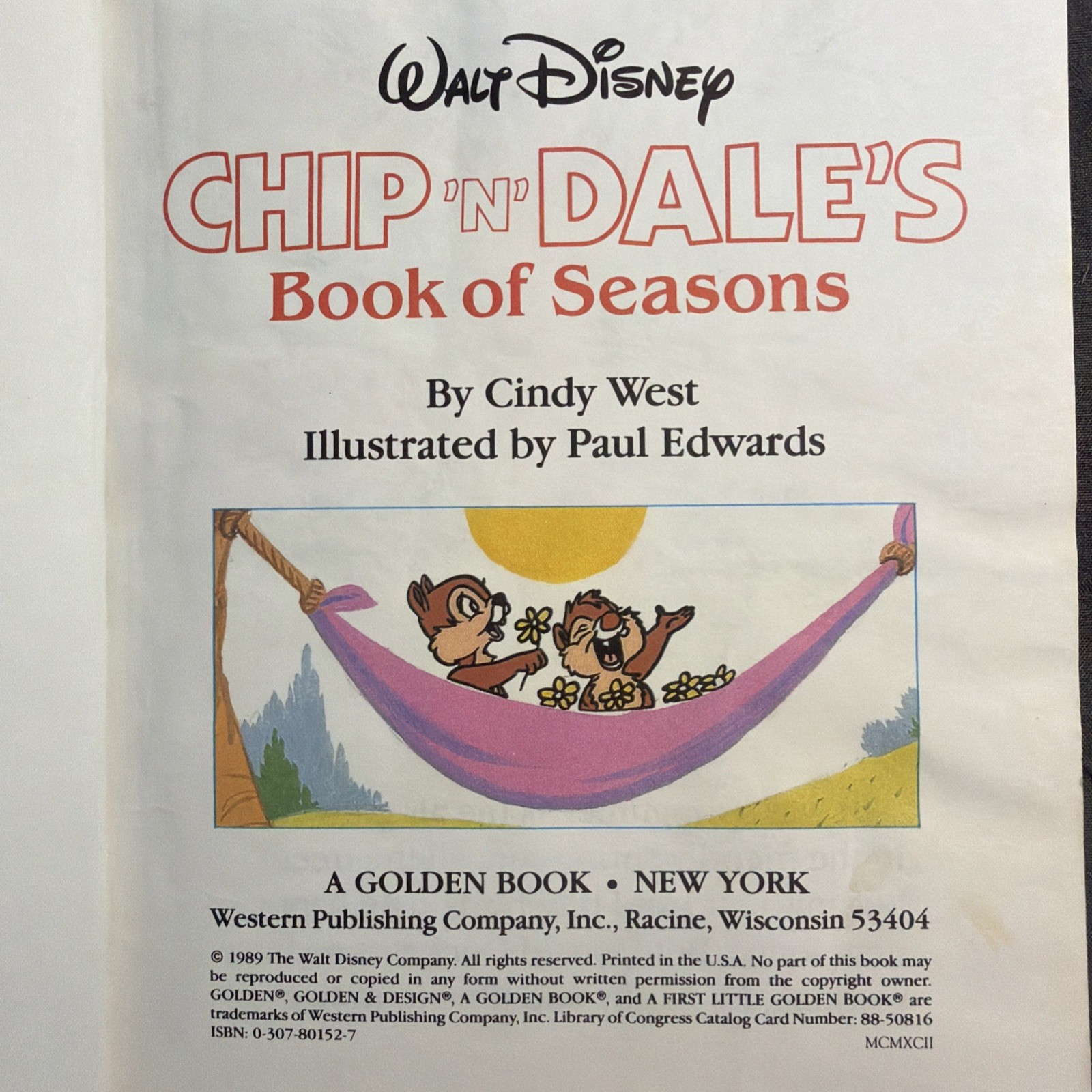 VTG A FIRST LITTLE GOLDEN BOOK CHIP ‘N DALE’S BOOK OF SEASONS 10152-25 1989 #26F