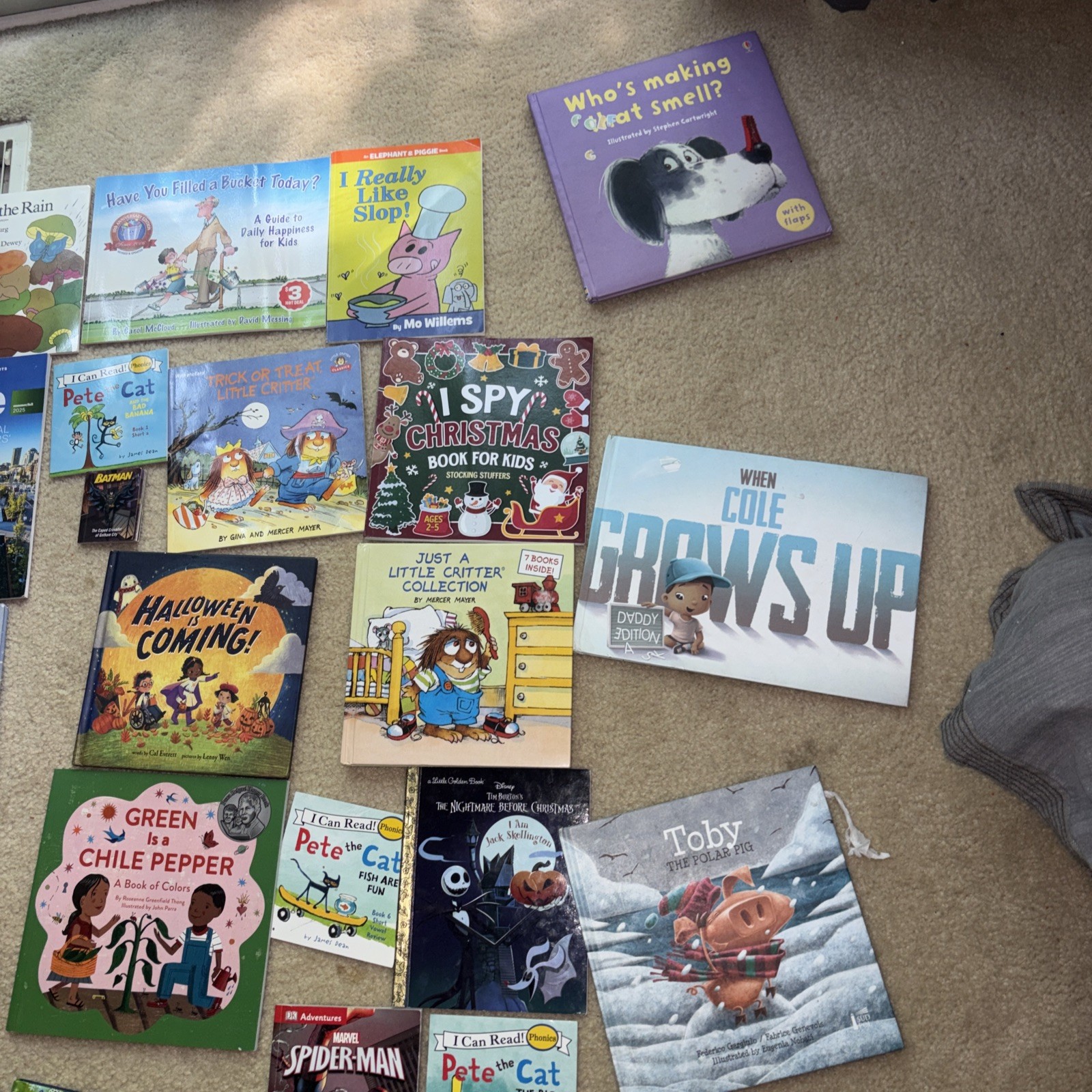 Lot of 30 Toddler Pete The Cat Kindergarten Marvel Books Miscellaneous