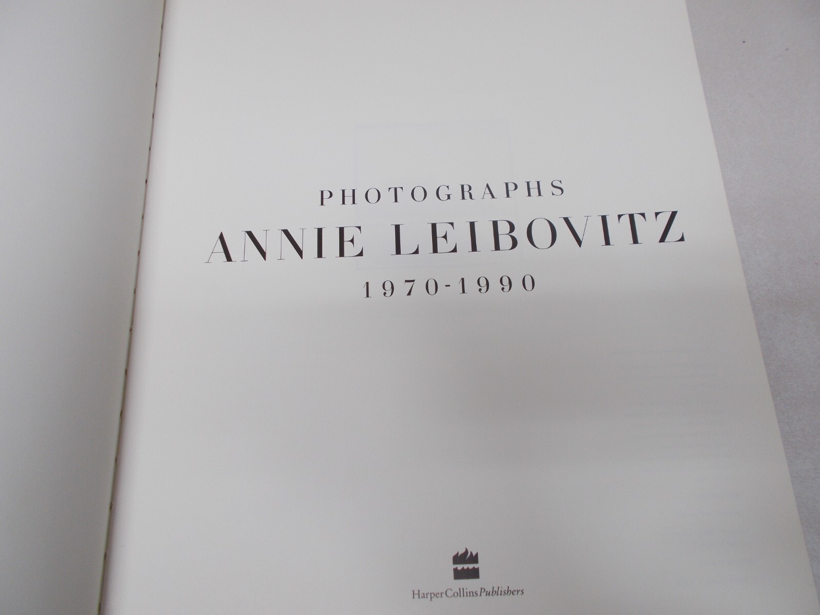 % Annie Leibovitz: Photographs, 1970-1990 by Annie Leibovitz (Hardcover)