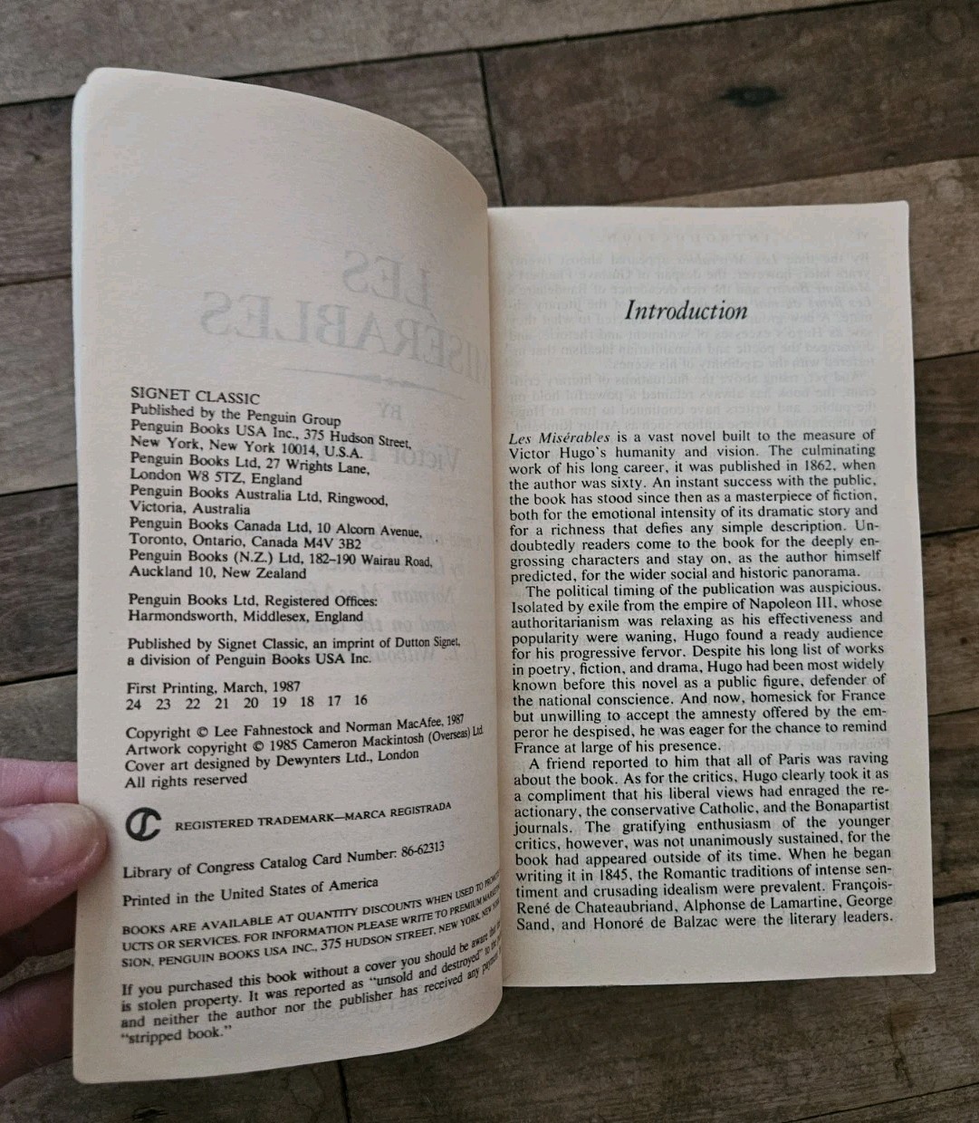 1987. Les Miserables By Victor Hugo Penguin Signet Classic Paperback Translated