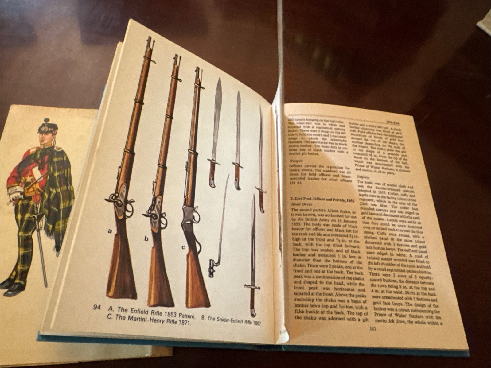 Infantry Uniforms, Book Two – A Blandford Encyclopaedia in Colour