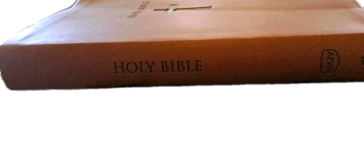 Super Giant Print Bible-NKJV – Imitation Leather, Nelson – NO BOX, GOOD Cond