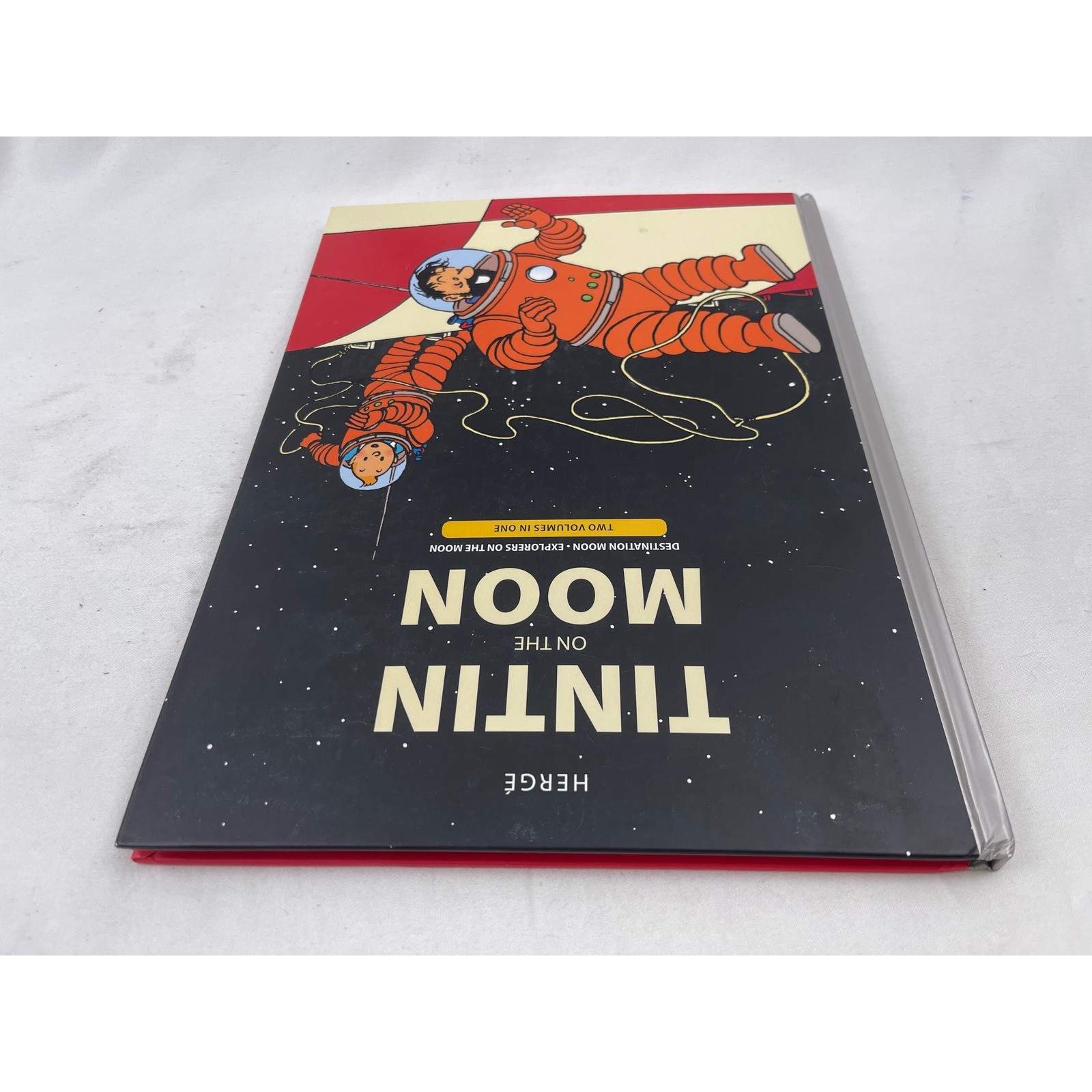 Hergé Tintin on the Moon Hardcover 2-in-1 Edition Destination Explorers 2019