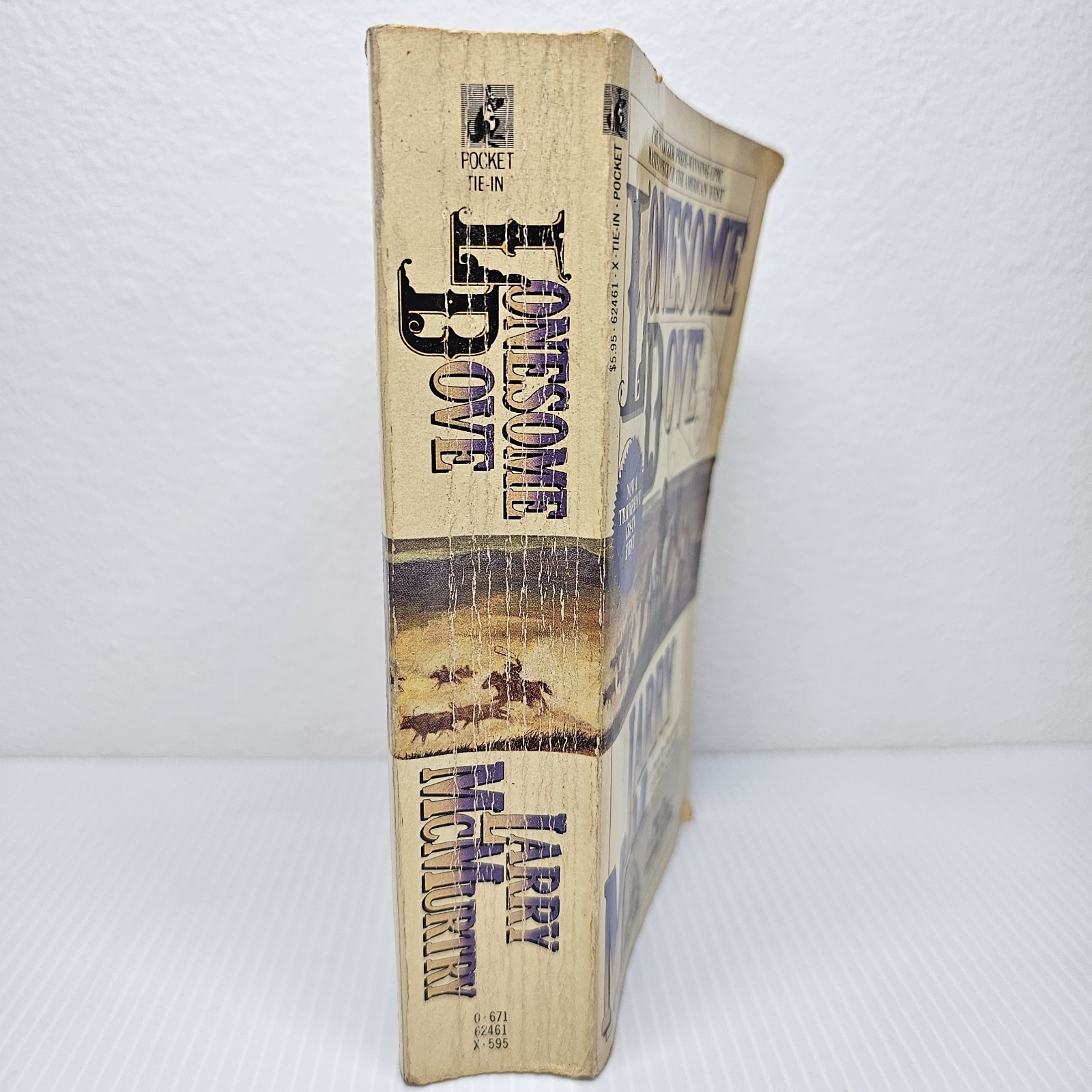 Lonesome Dove Larry McMurtry 1986 Pocket Books Cattle Drives Paperback Book