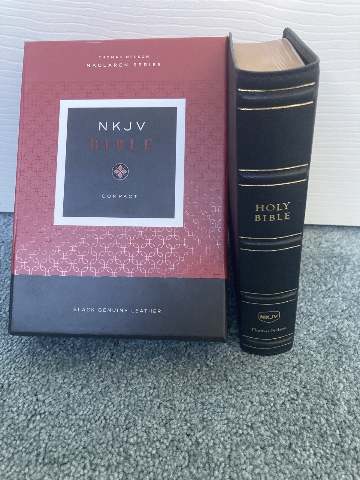 NKJV Compact Bible, Maclaren Series—Genuine Leather, Black, Two Ribbons