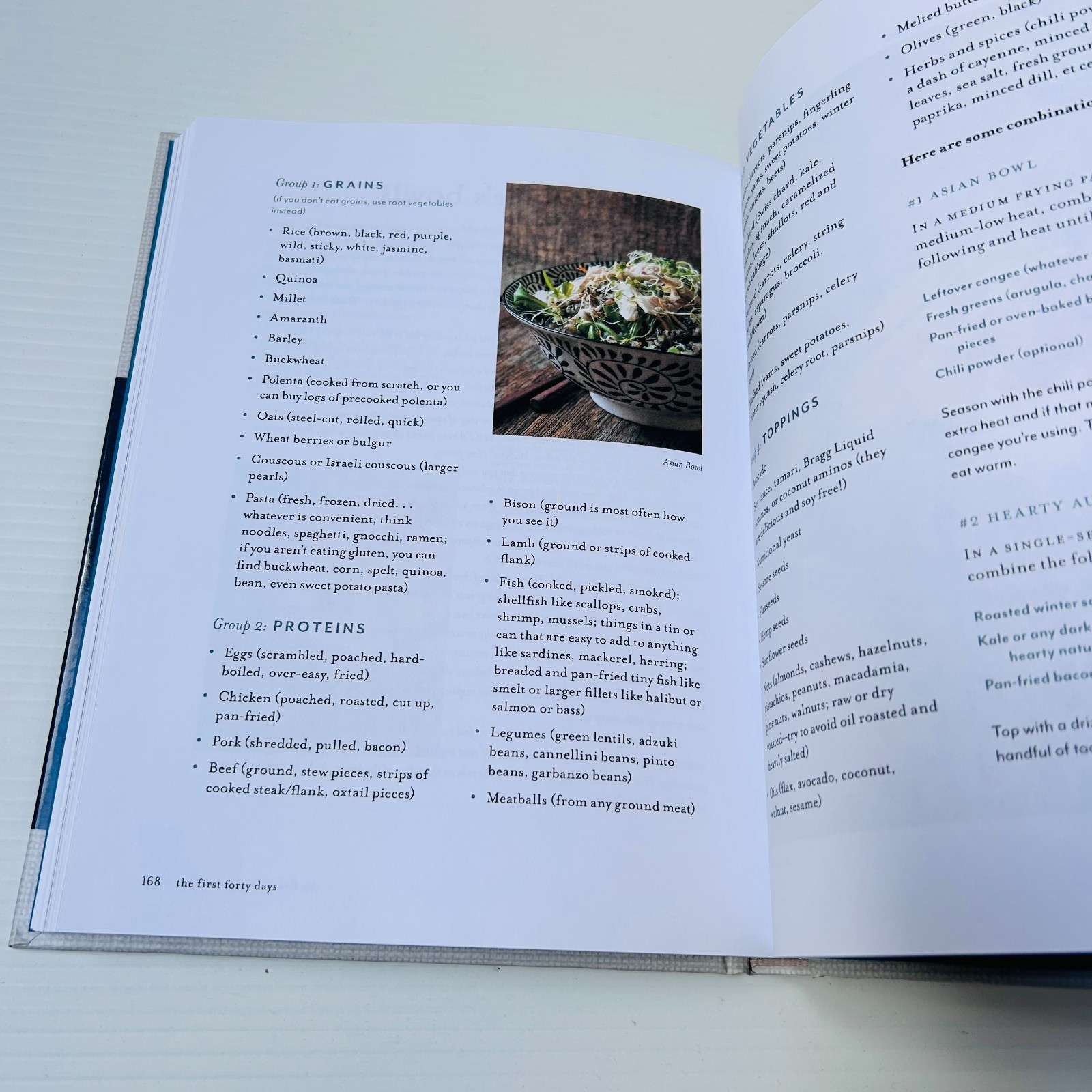The First Forty Days: The Essential Art of Nourishing the New Mother by Heng Ou