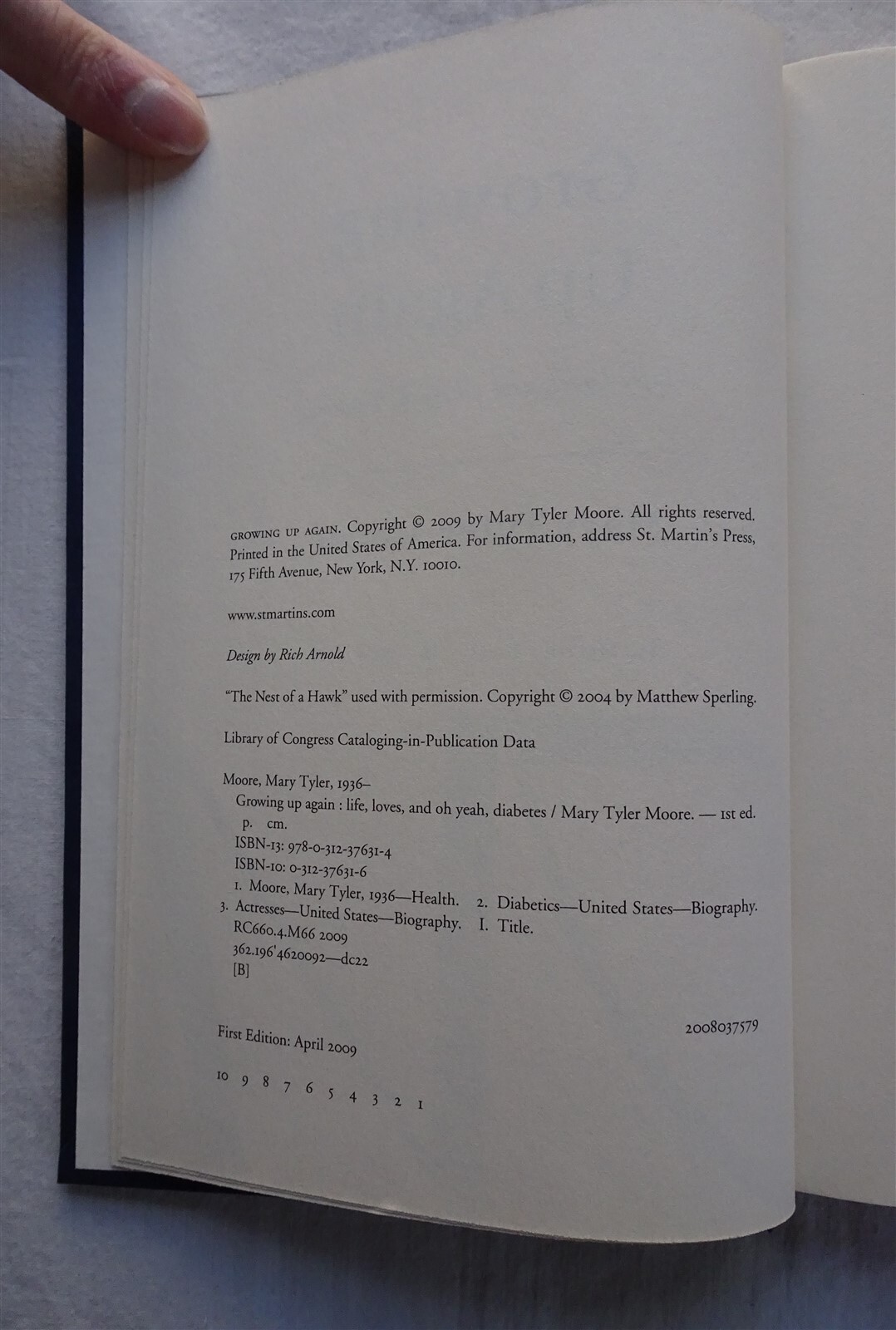 Growing Up Again, Mary Tyler Moore, First Edition, Dust Jacket, SIGNED, 2009