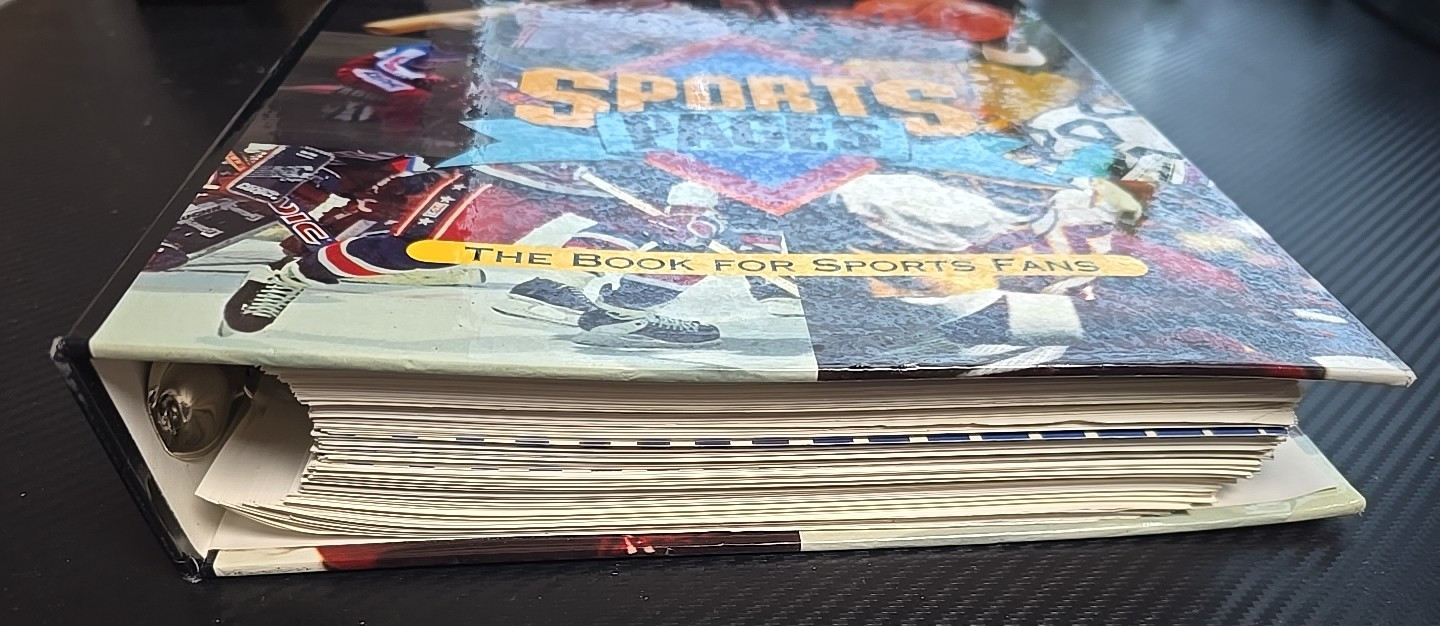 Vintage 1996 „Sports Pages: The Book For Sports Fans“ Collector’s Hardcover Bind