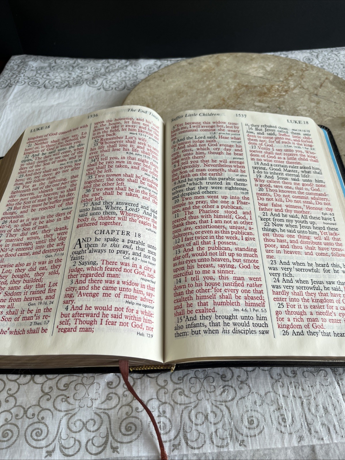 1976 KJV Holy Bible Giant Print References Concordance Red Letter Leather Book