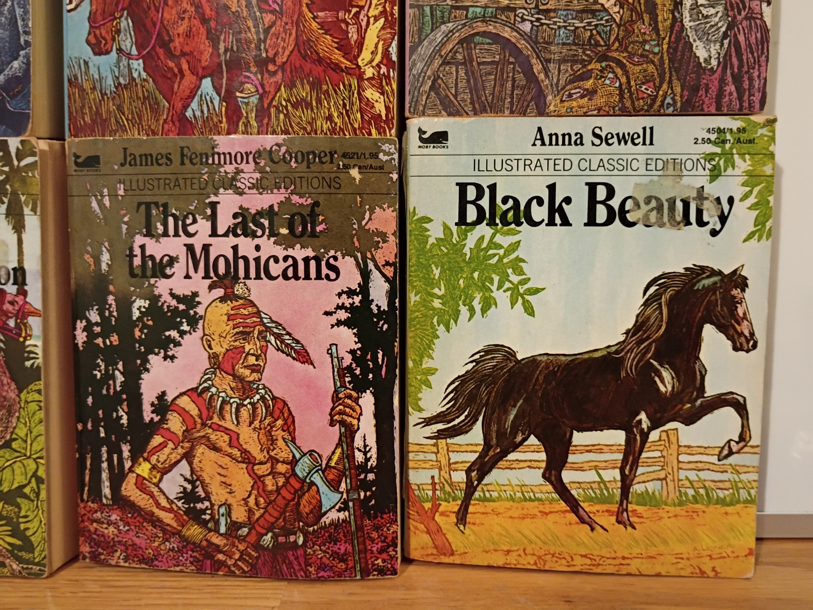 Lot Of 9 Vintage Moby Books Illustrated Classic Editions Mini Paperbacks