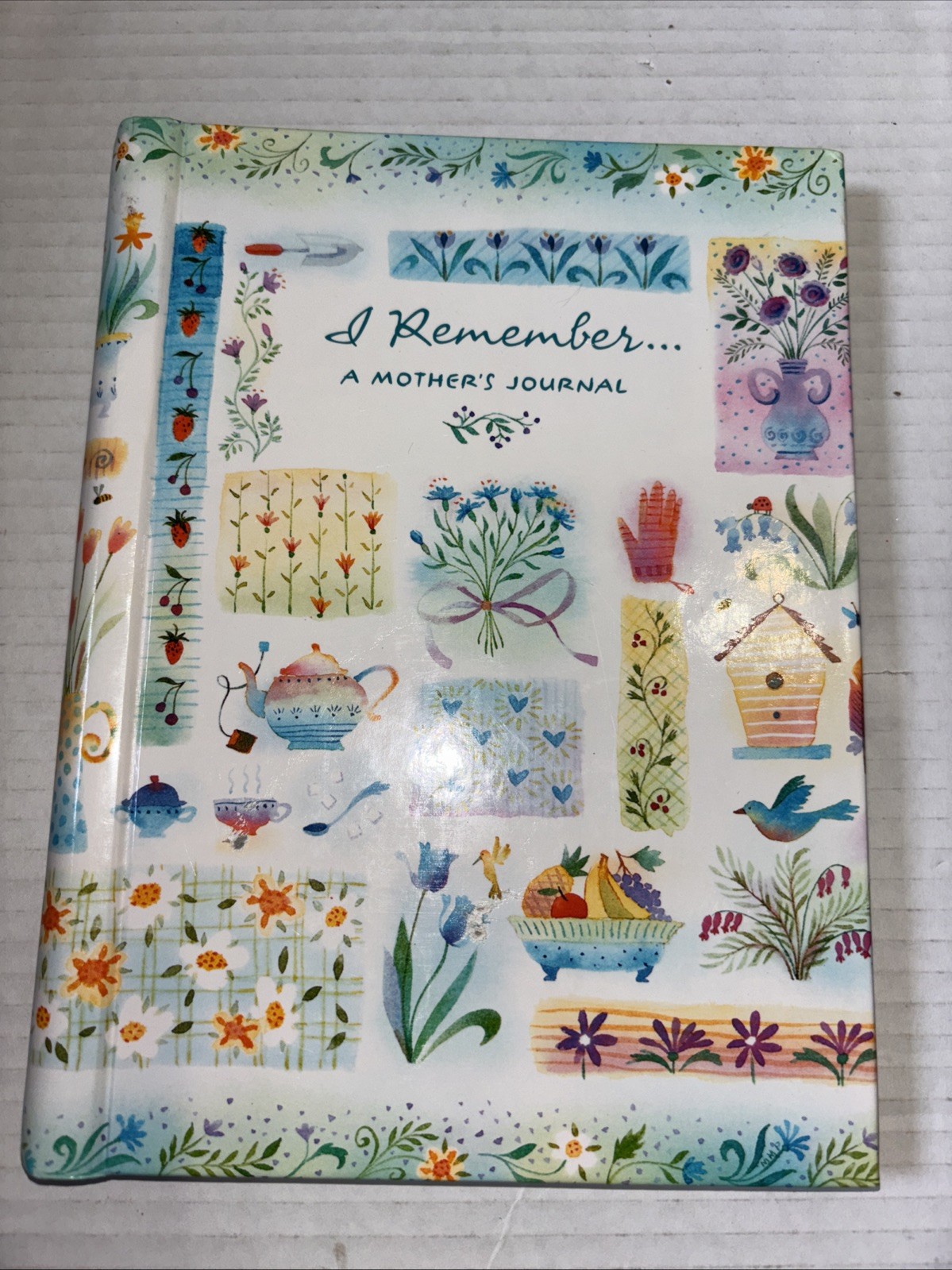 Brand New Hallmark „I Remember…A Mother’s Journal“ Memory Book HC With Spiral
