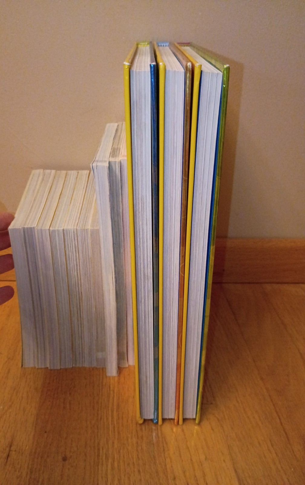 National Geographic Weird but True Book Lot