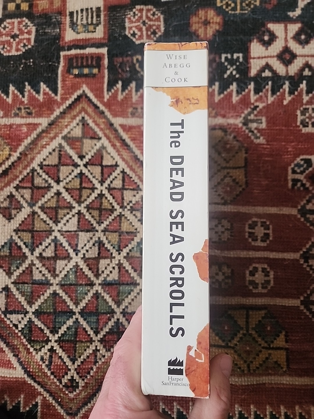 The Dead Sea Scrolls: A New Translation by Wise, Michael O.