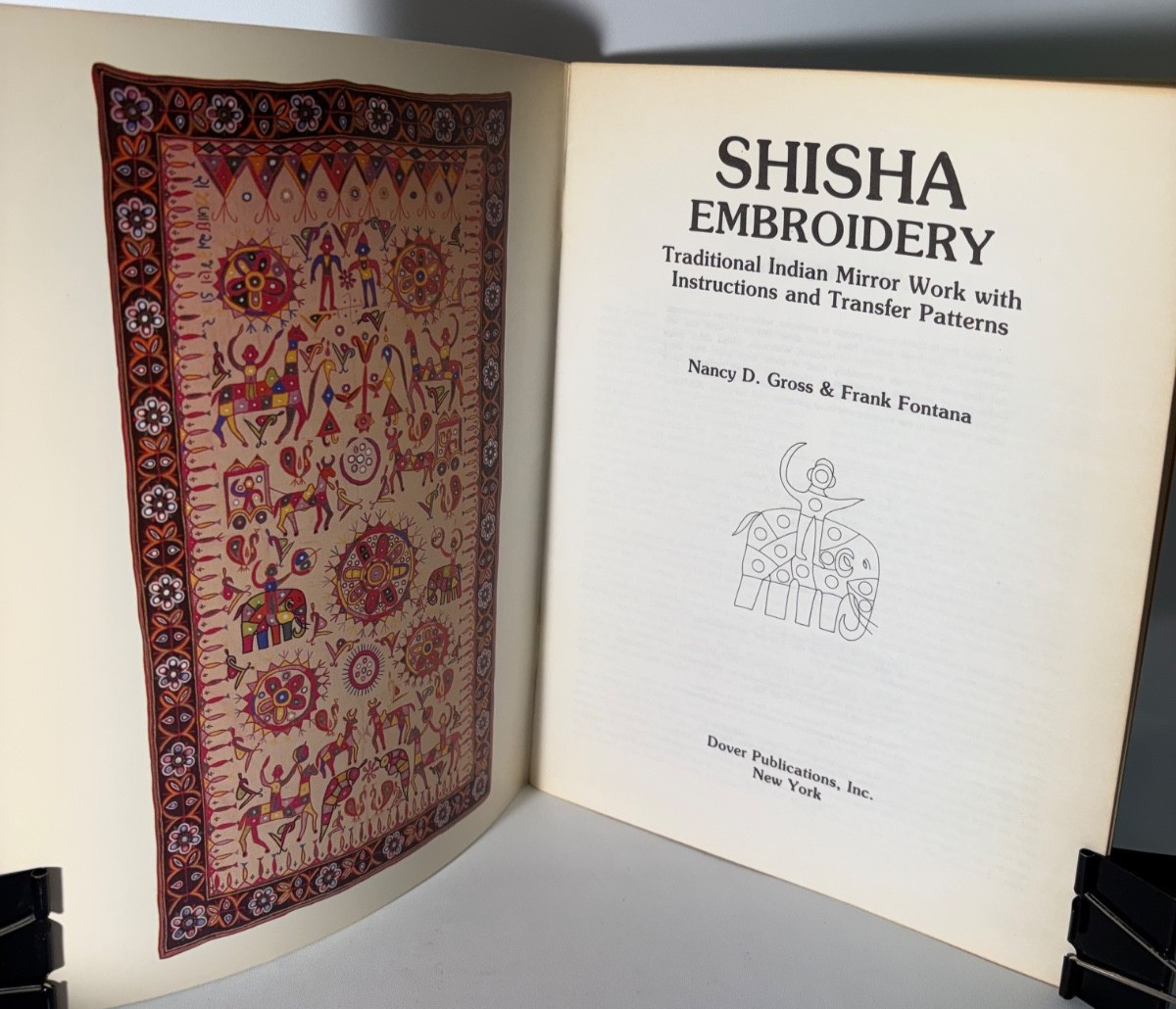 Shisha Embroidery: Traditional Indian Mirror Work by Nancy D. Gross – 1981 Dover