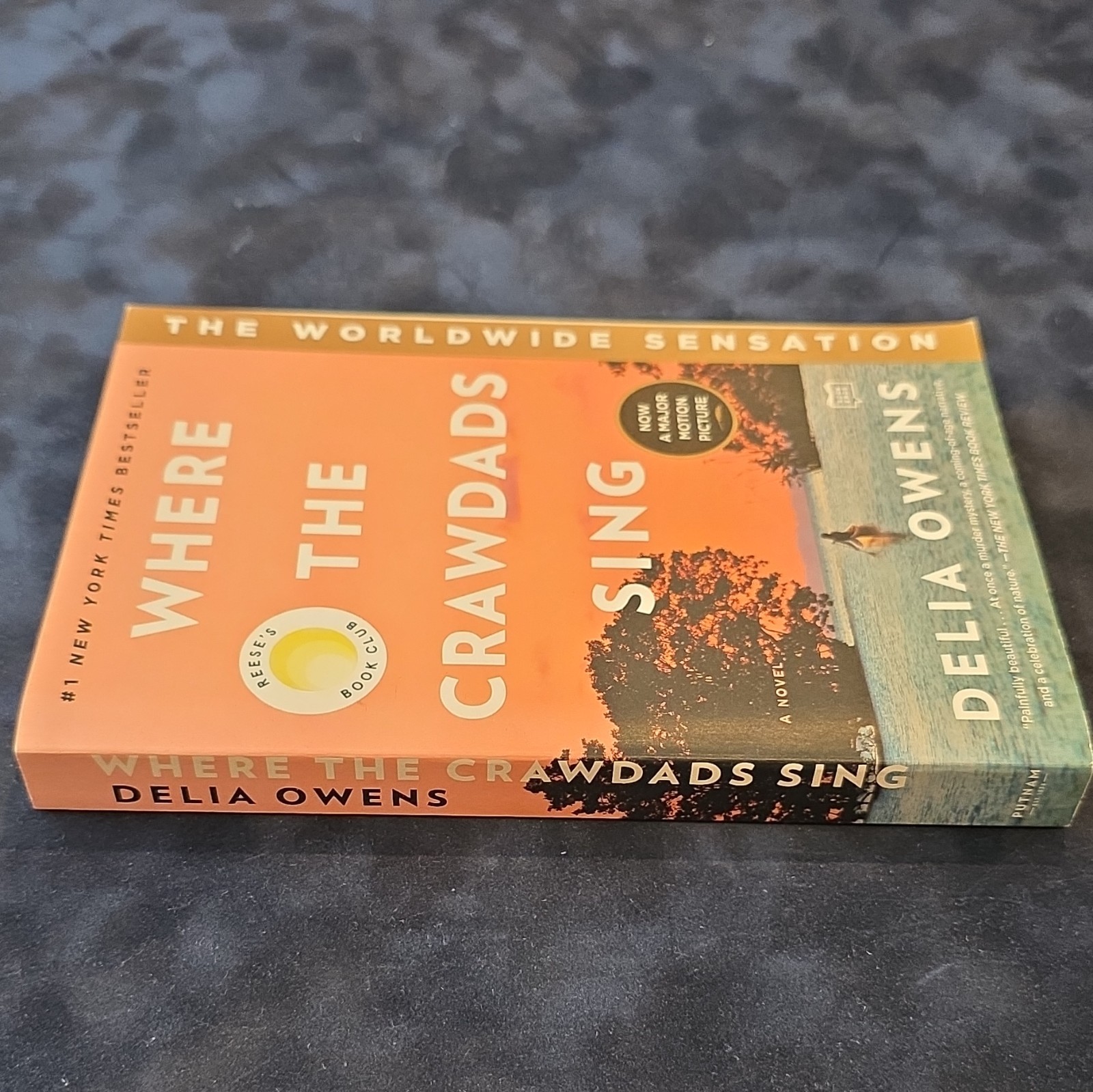 Delia Owens Where the Crawdads Sing Reese’s Book Club 2021 Paperback Mystery