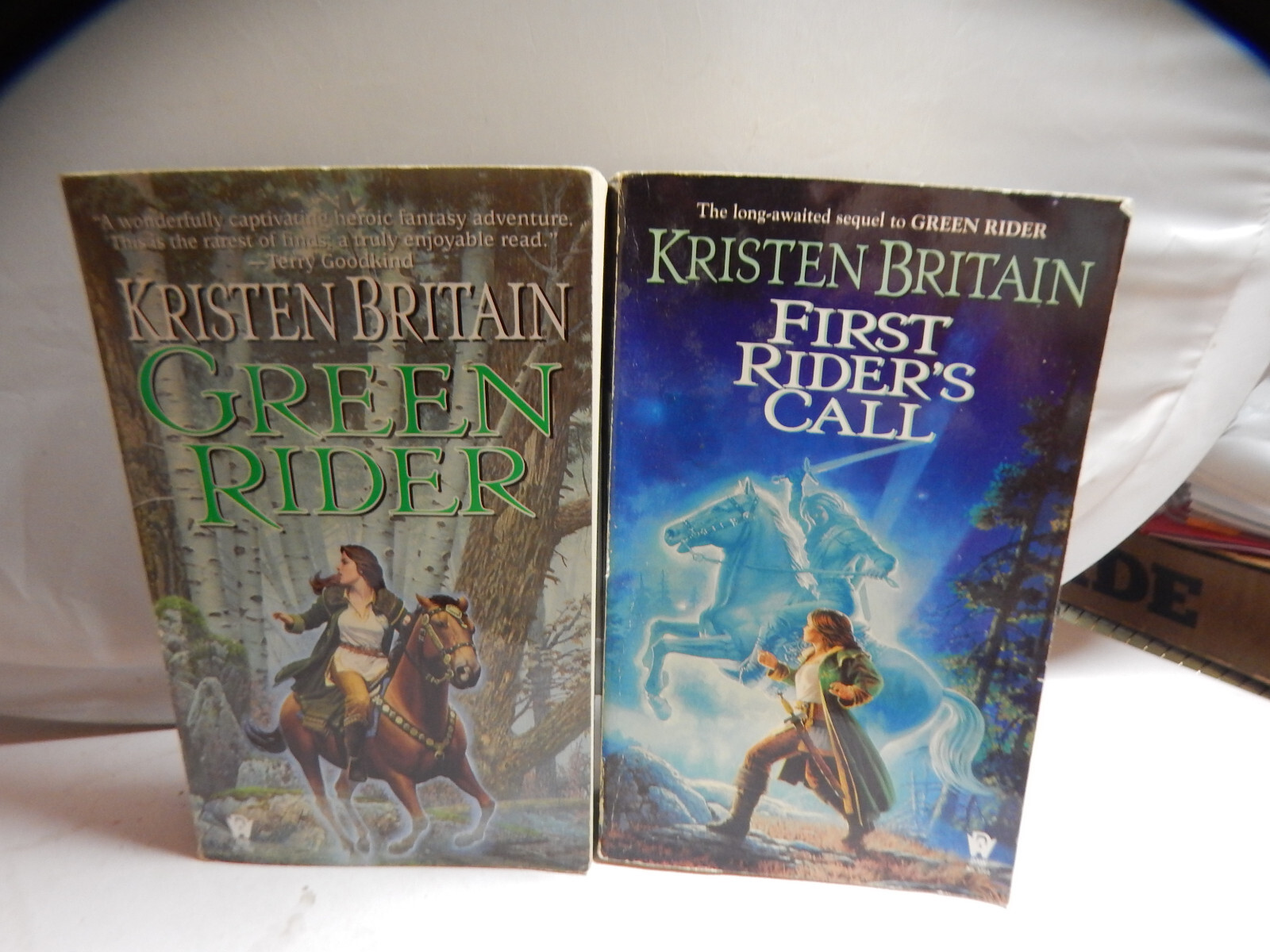 Kristen Britain Fantasy Books Green Rider Trilogy Complete 1 HCDJ & 2 PB